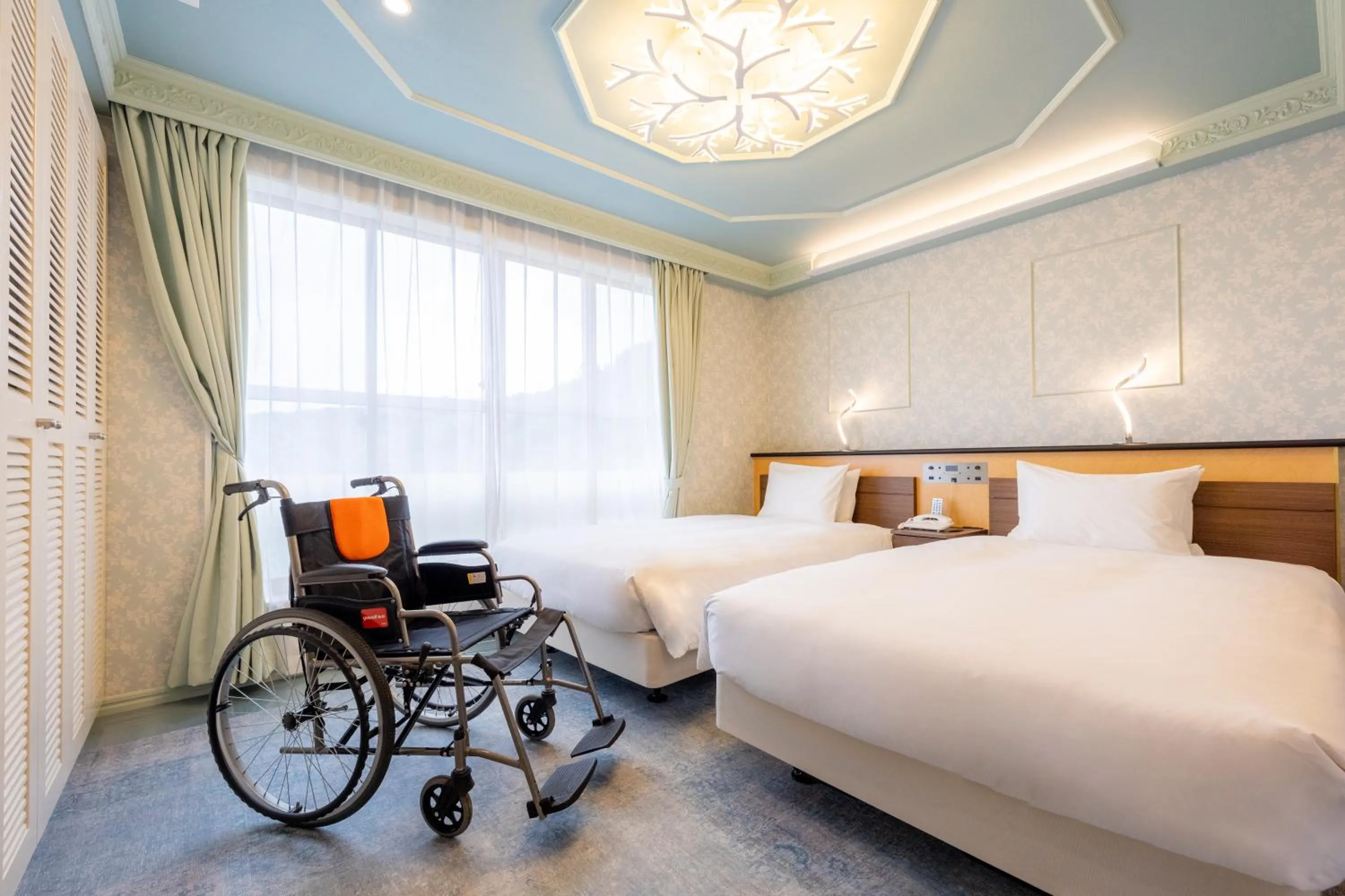 acessibility, Bed in Hachijo View Hotel