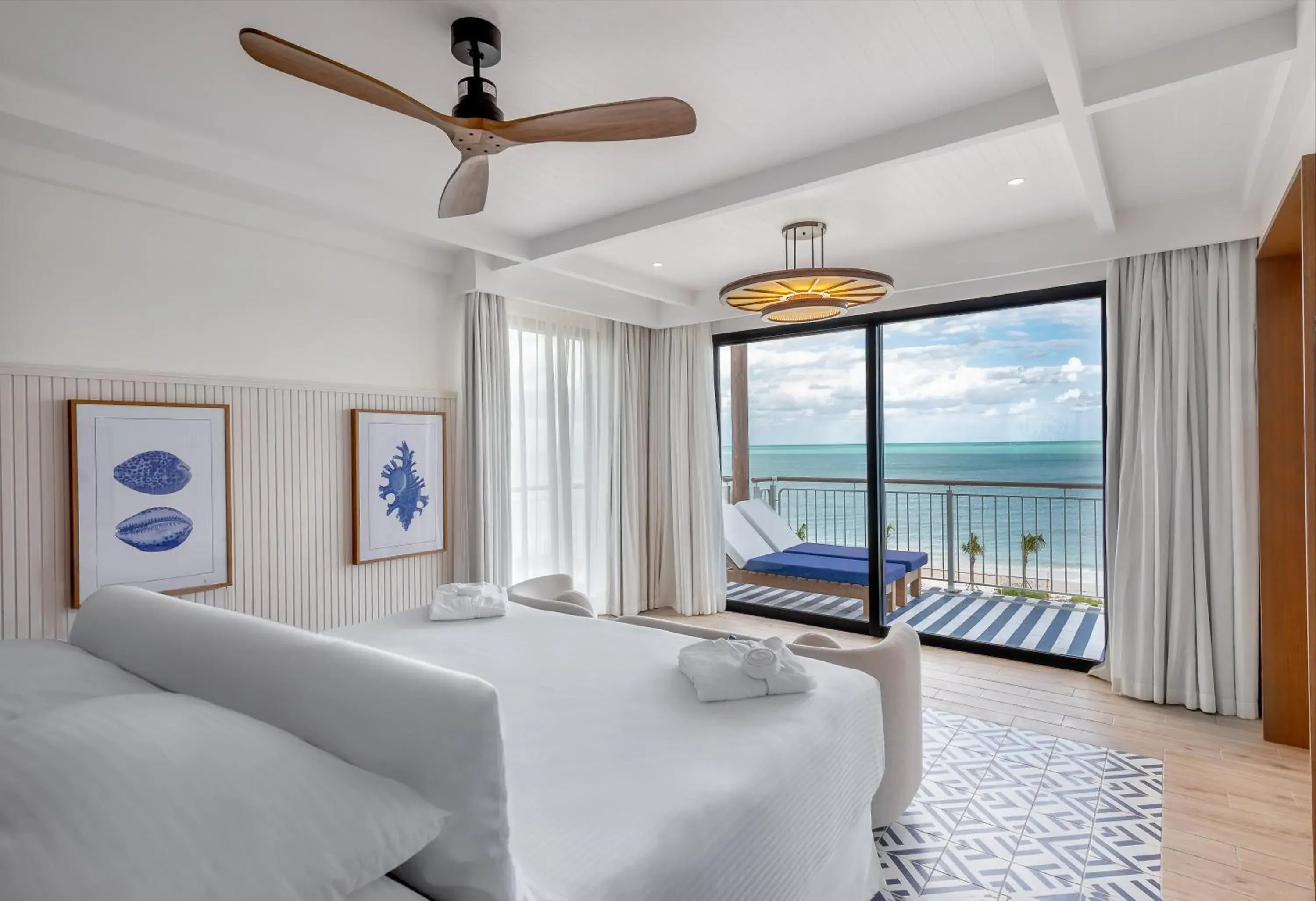 Privilege Master Suite Ocean Front - single occupancy in Ocean Allure Costa Mujeres - Adults Only - All Inclusive Privilege Master Suite Ocean Front - single occupancy in Ocean Allure Costa Mujeres - Adults Only - All Inclusive