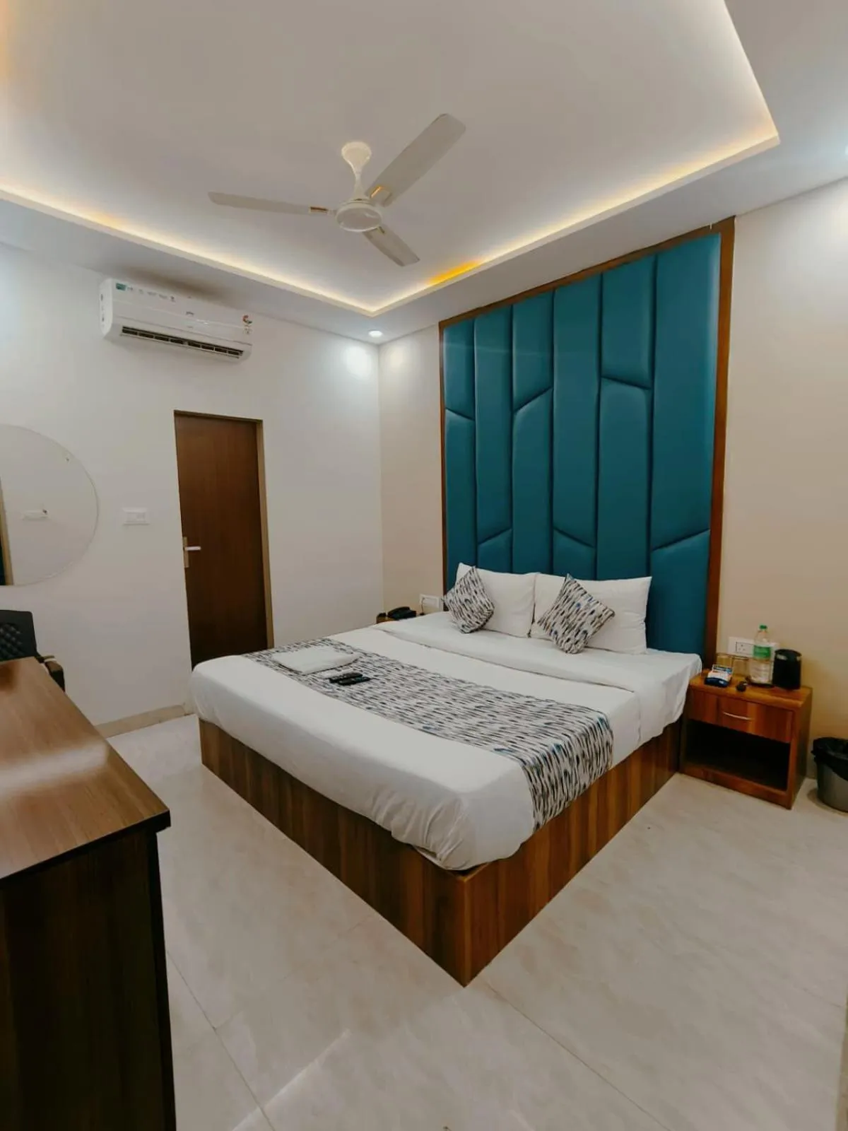 Bed in Hotel One Stay