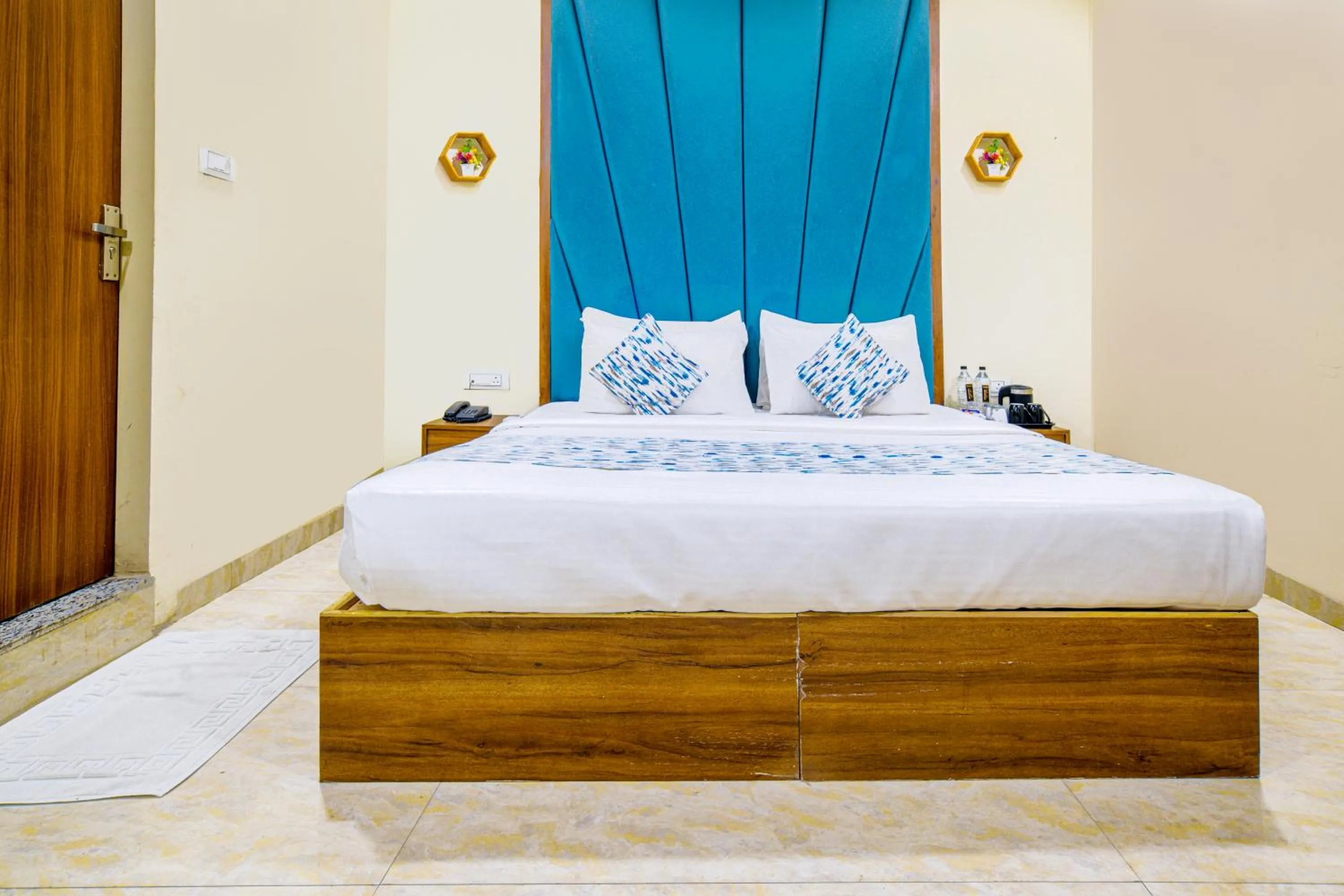 Photo of the whole room in Hotel One Stay