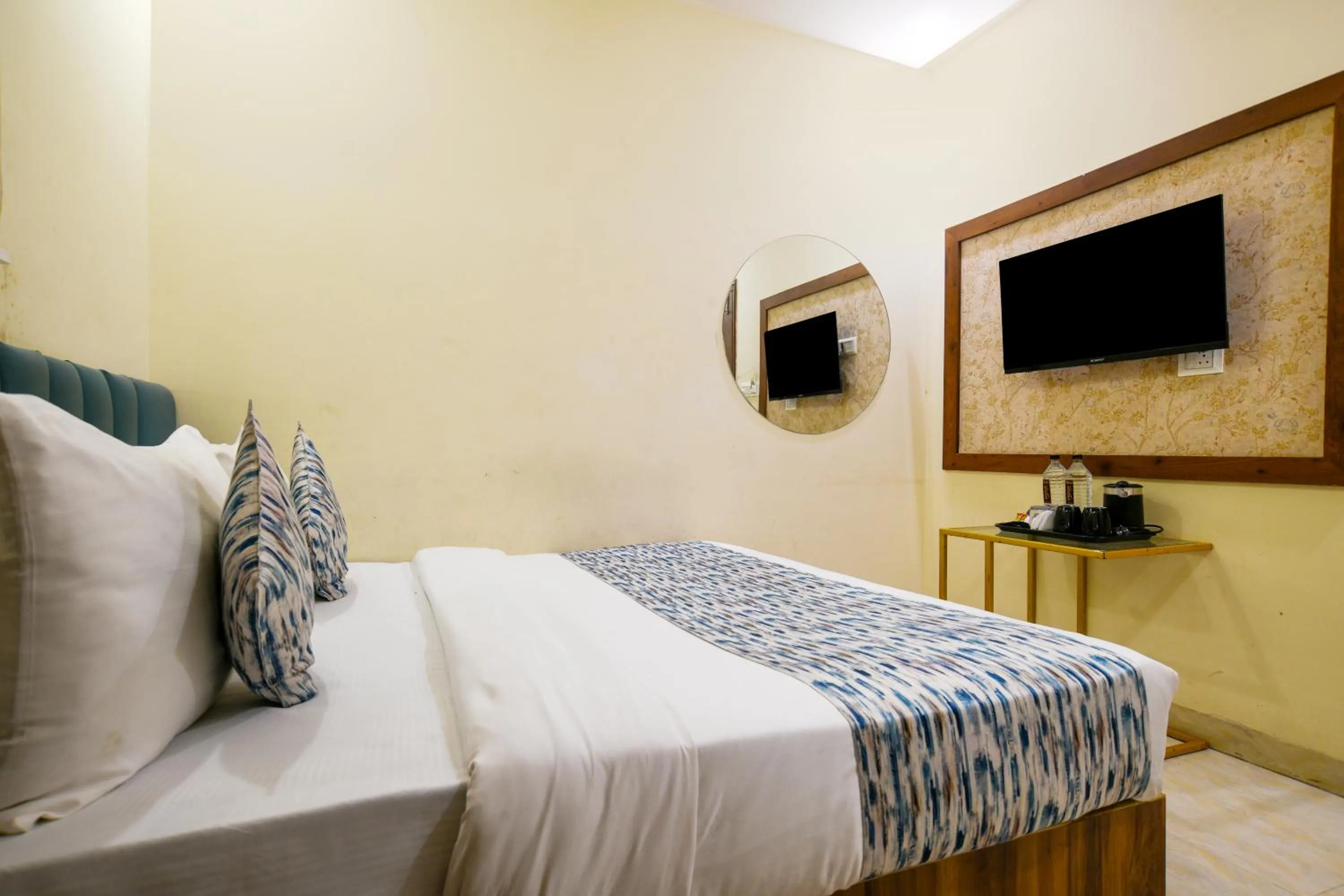 Bedroom in Hotel One Stay