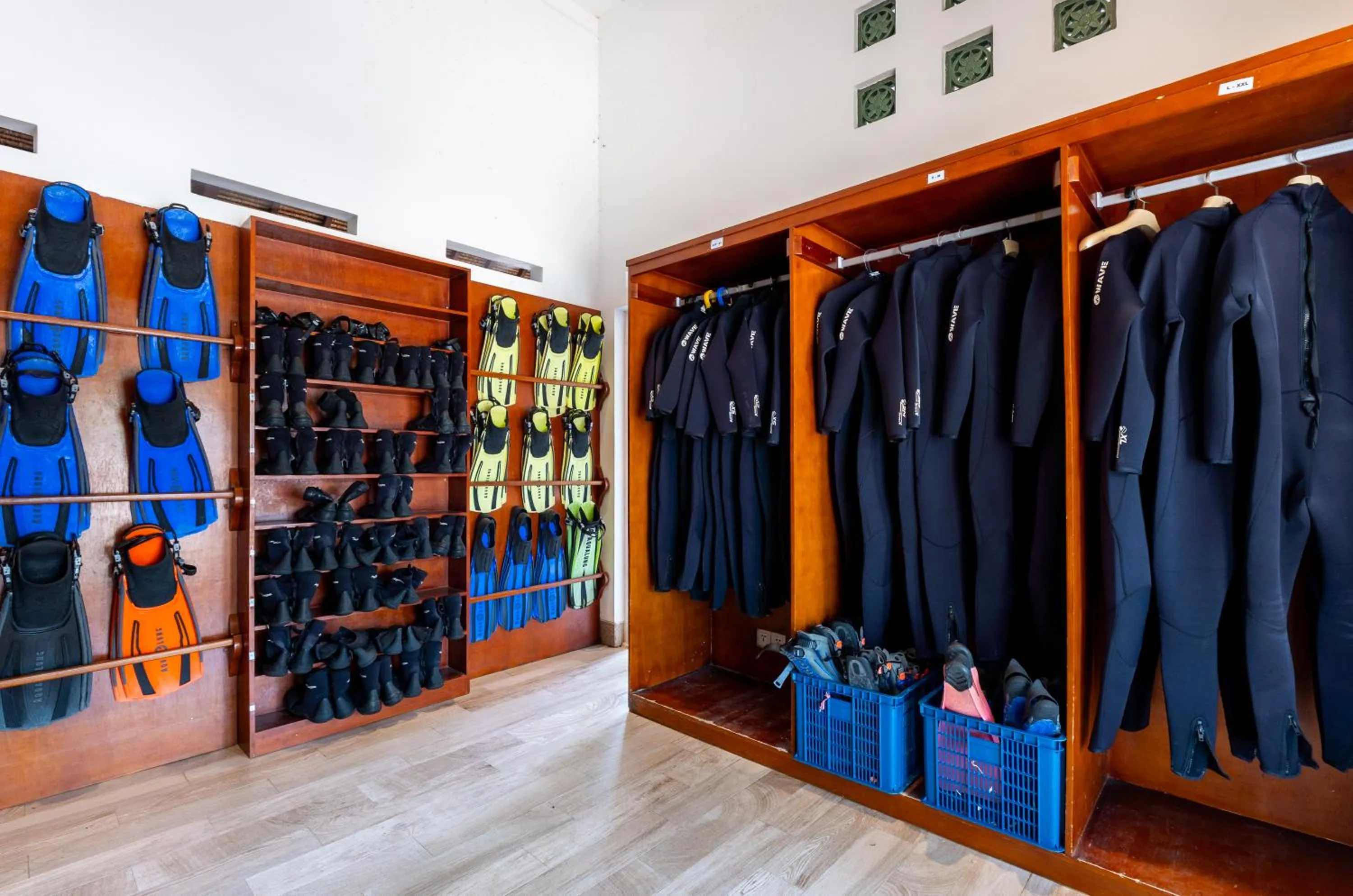 Diving in Sudamala Resort, Seraya, Flores