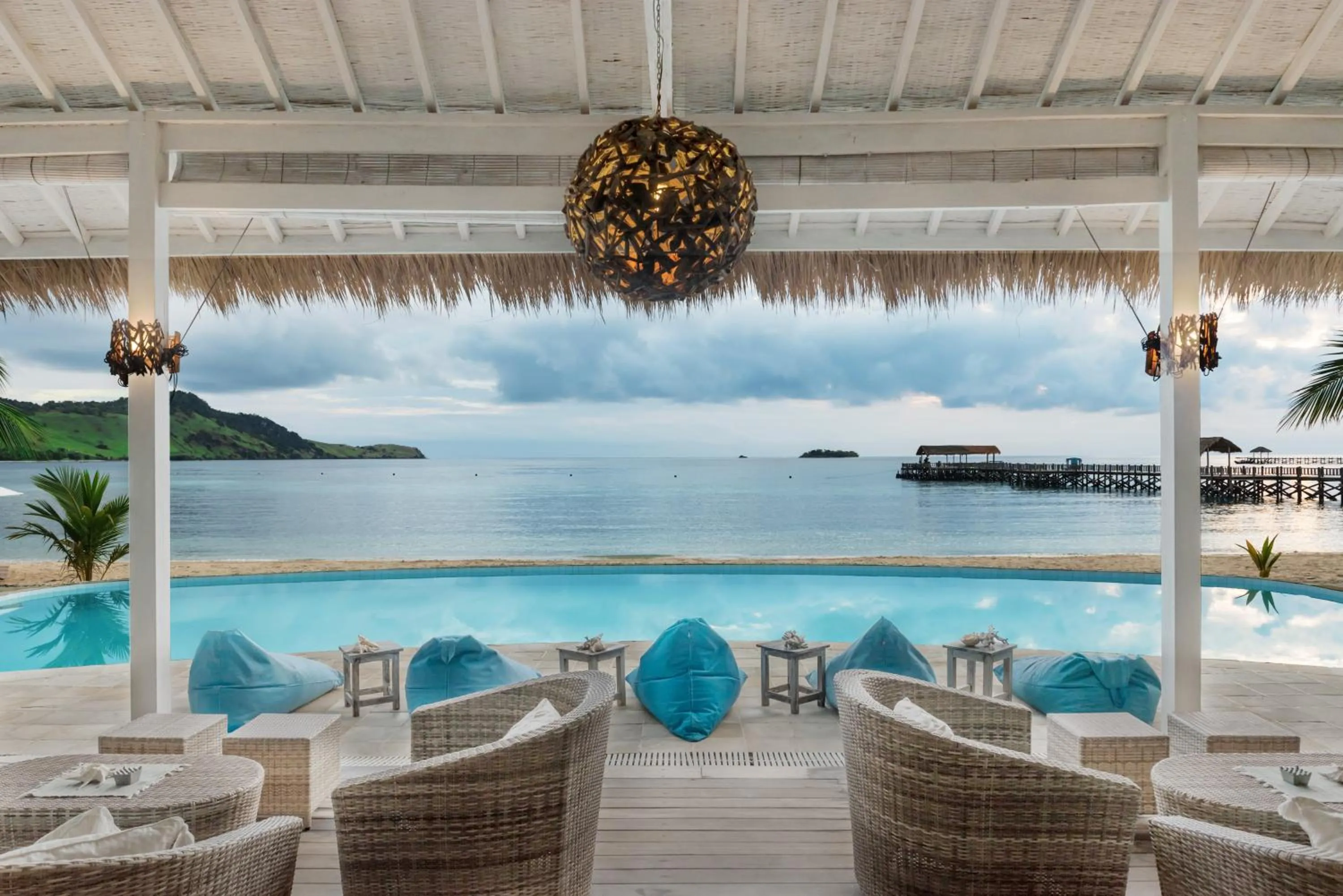 Food and drinks in Sudamala Resort, Seraya, Flores