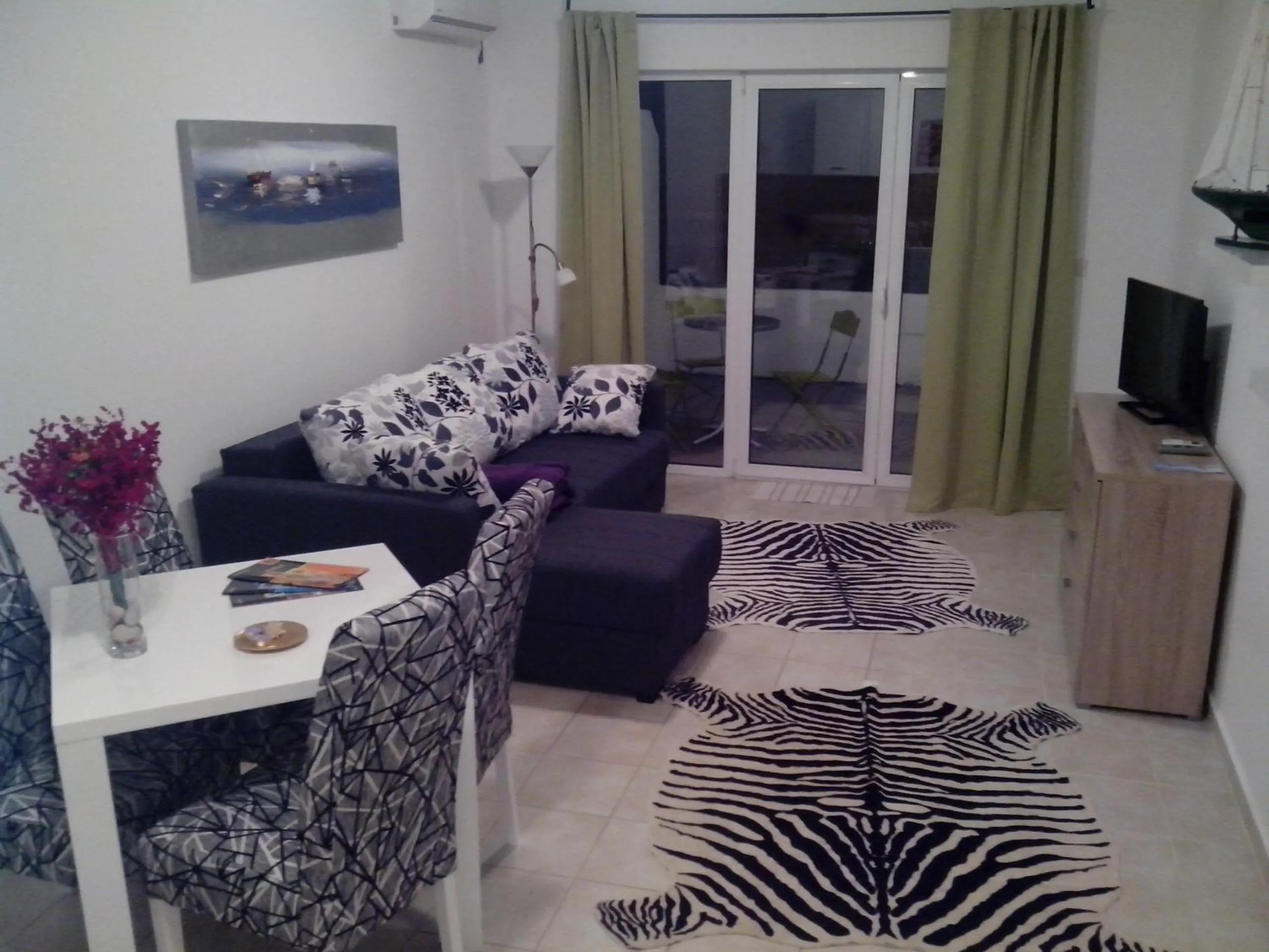 One-Bedroom Apartment with Balcony in Location Apartments