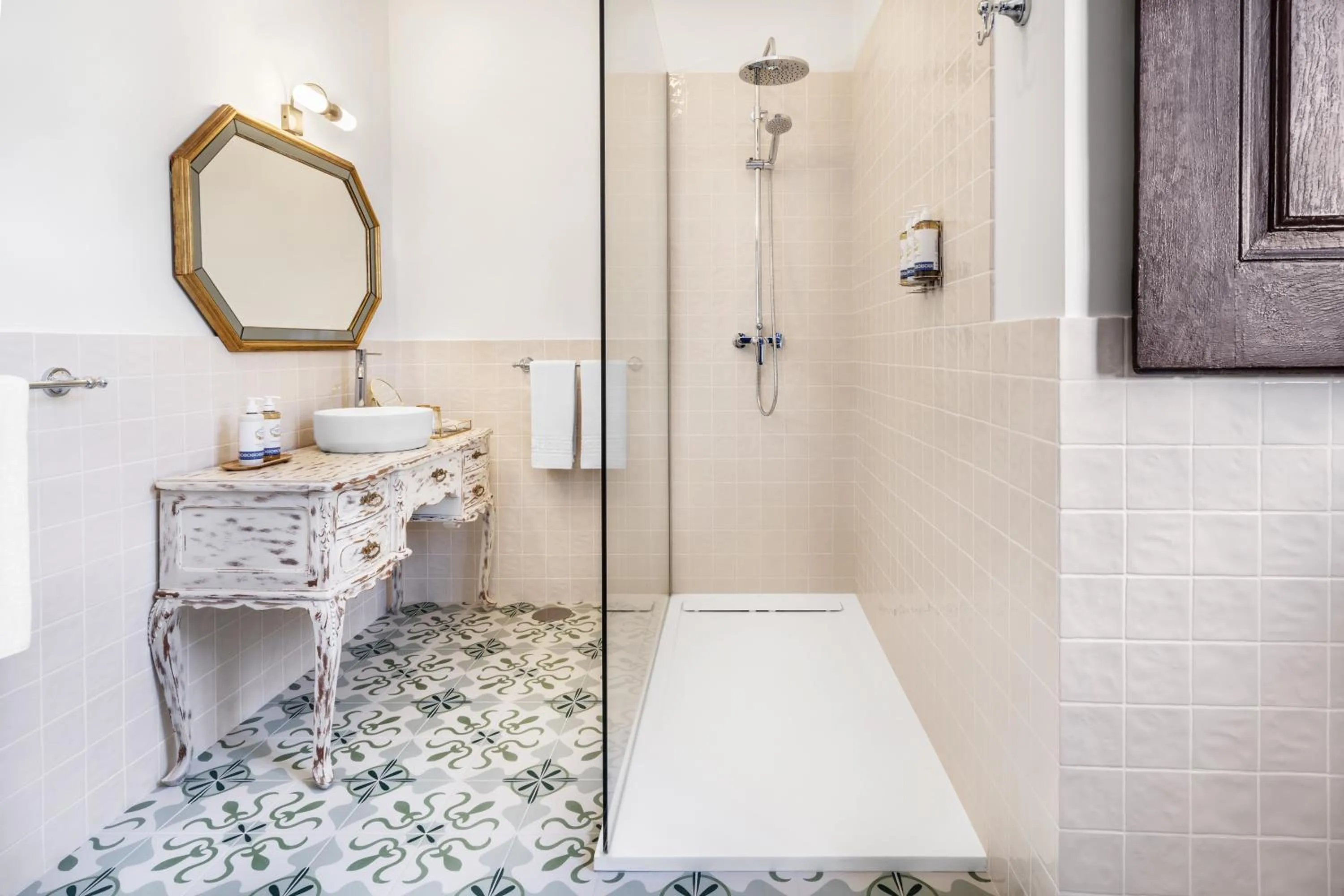 Shower in Solar das Tilias - Historic House