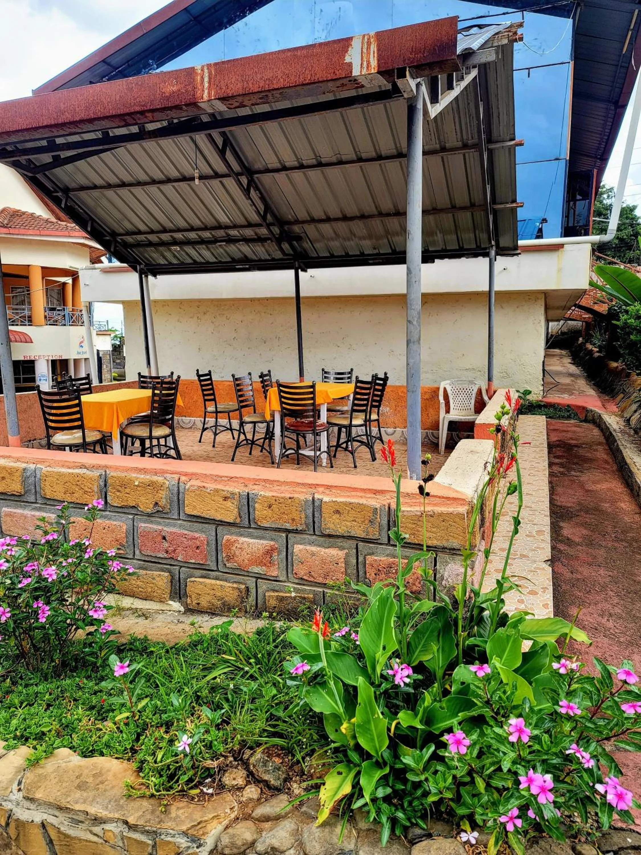 Property building in Apex Resort