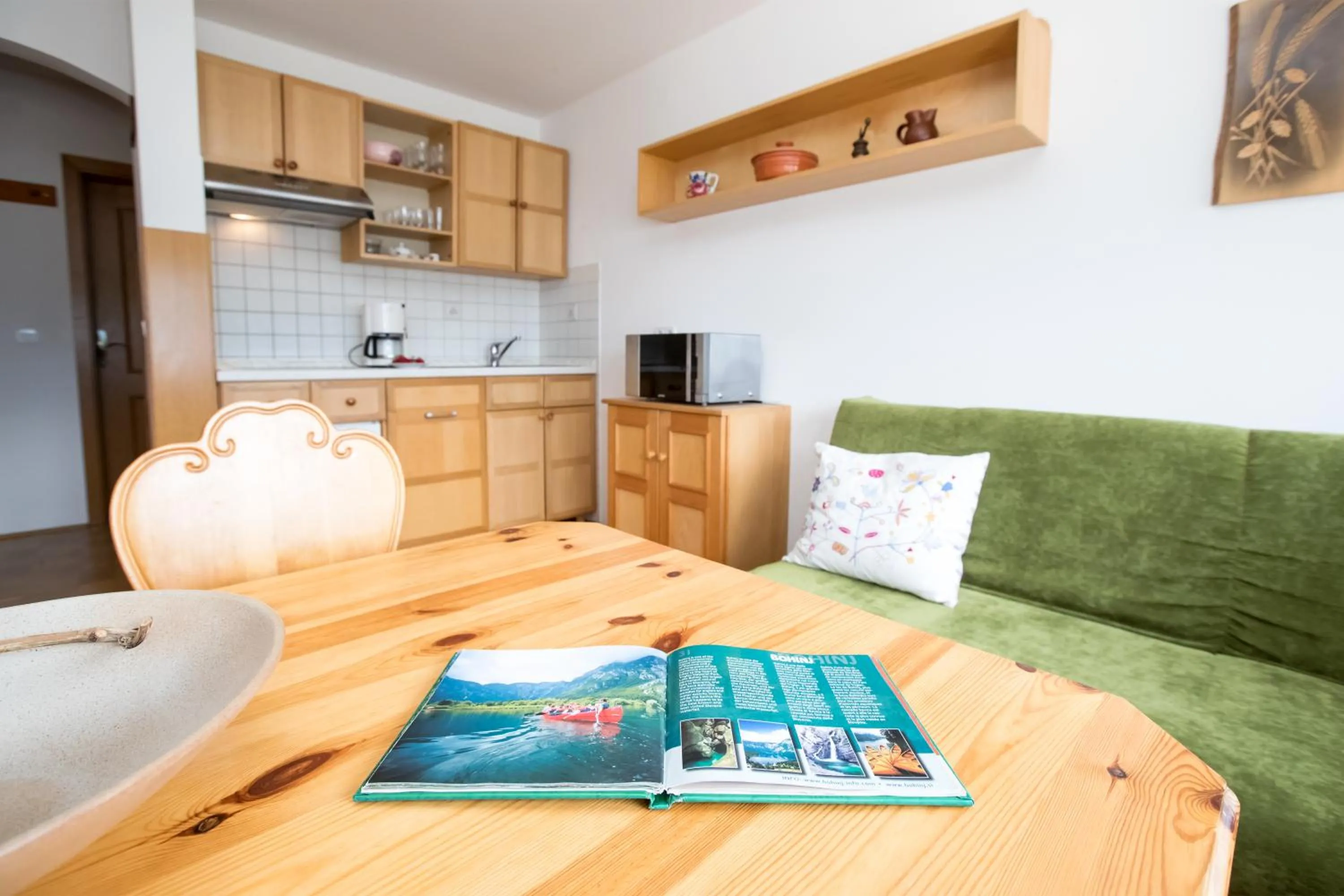 Kitchen or kitchenette in Apartmaji Katrnjek