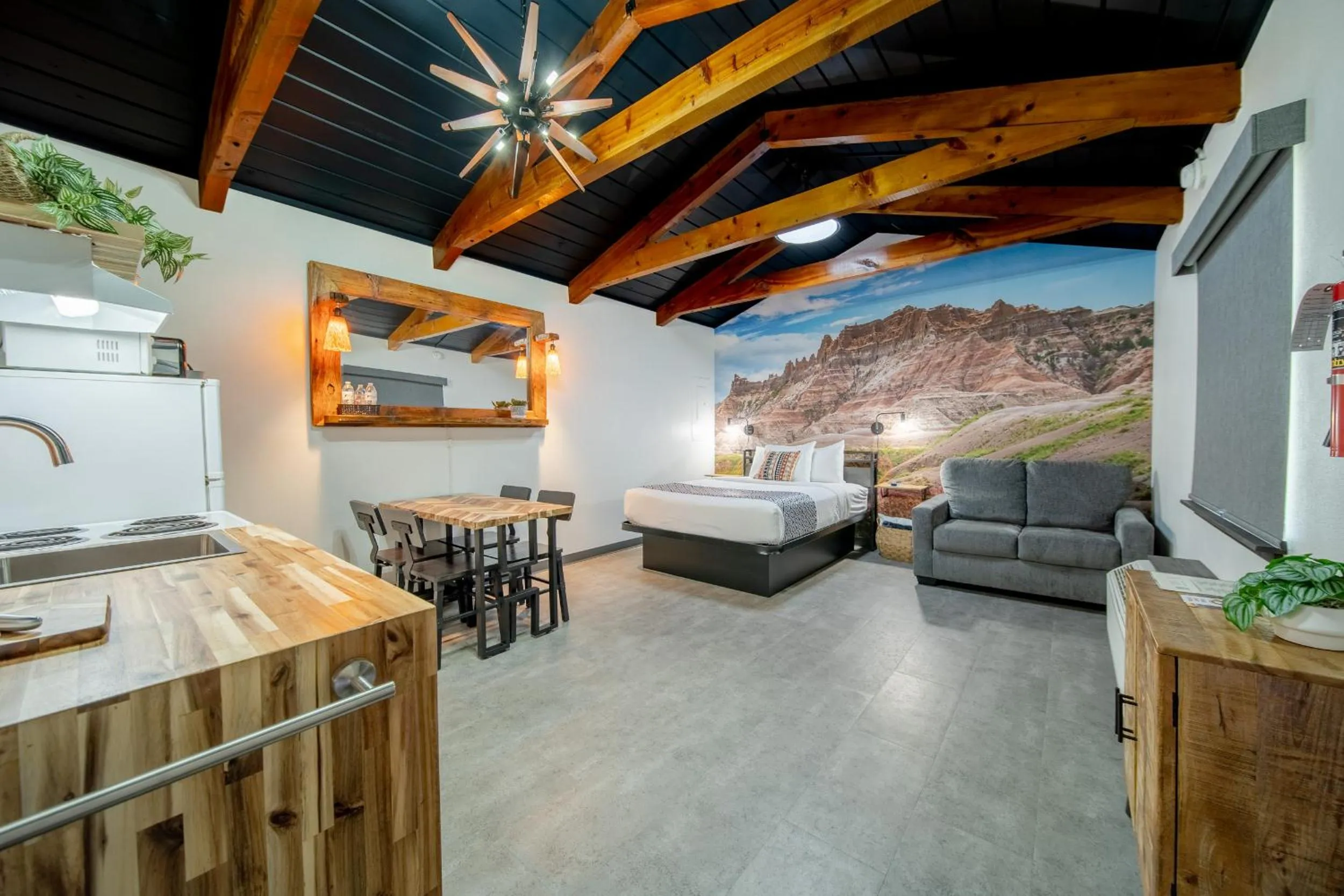 Family Suite in Hansen Inn & Cabins