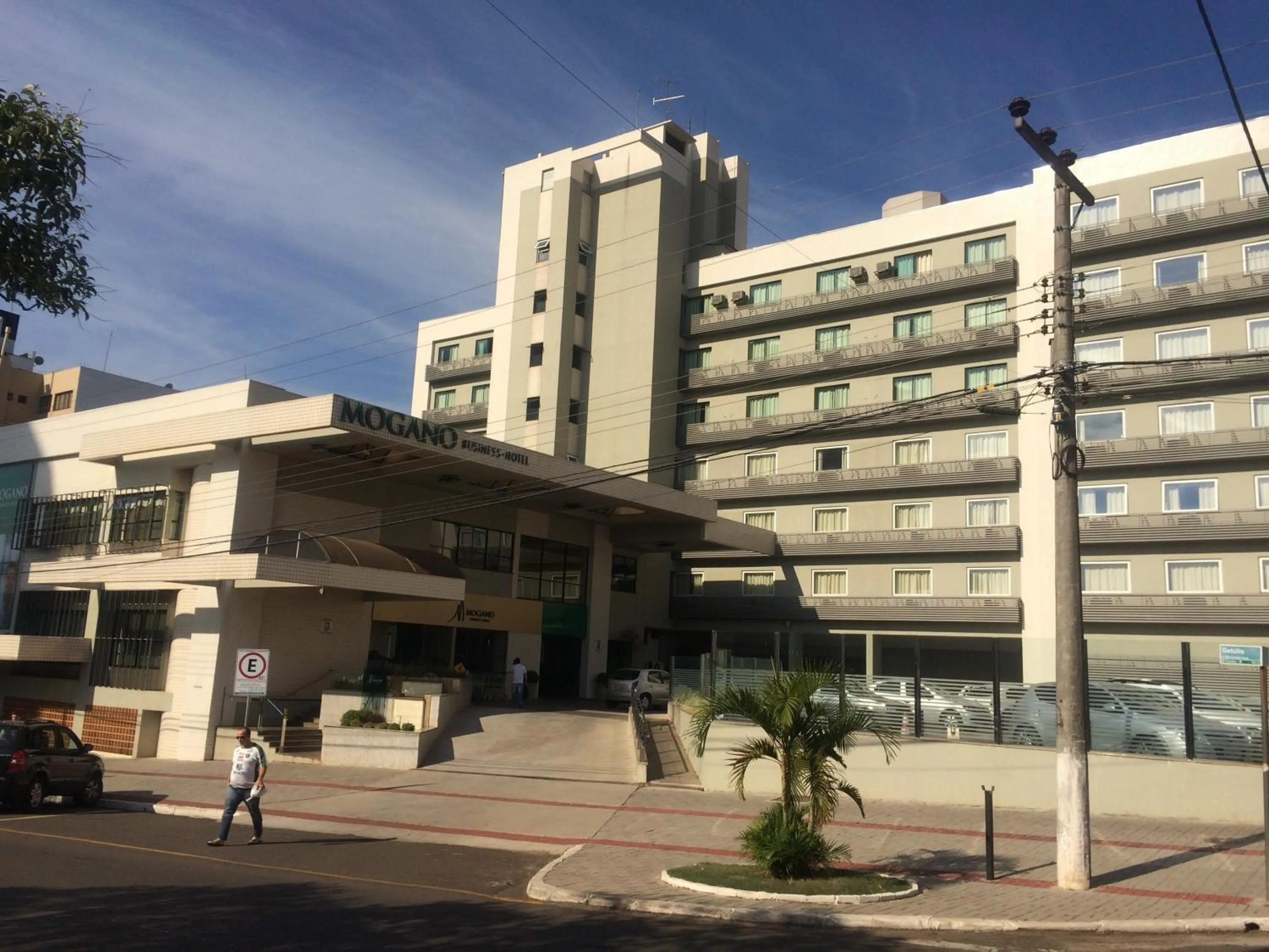 Property building in Mogano Business Hotel- ELETROPOSTO