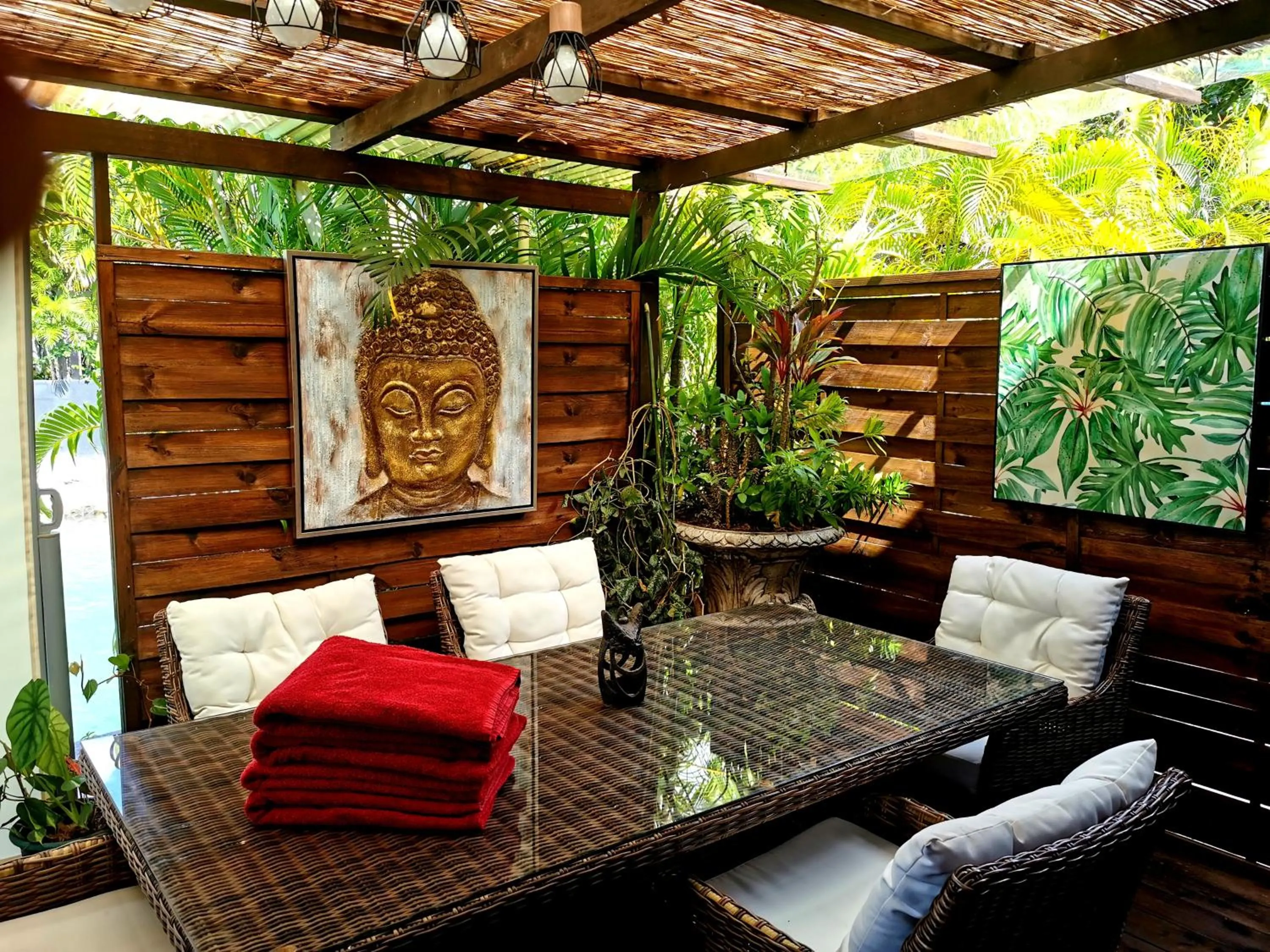 Patio in Hôtel Fenua Mata'i'oa