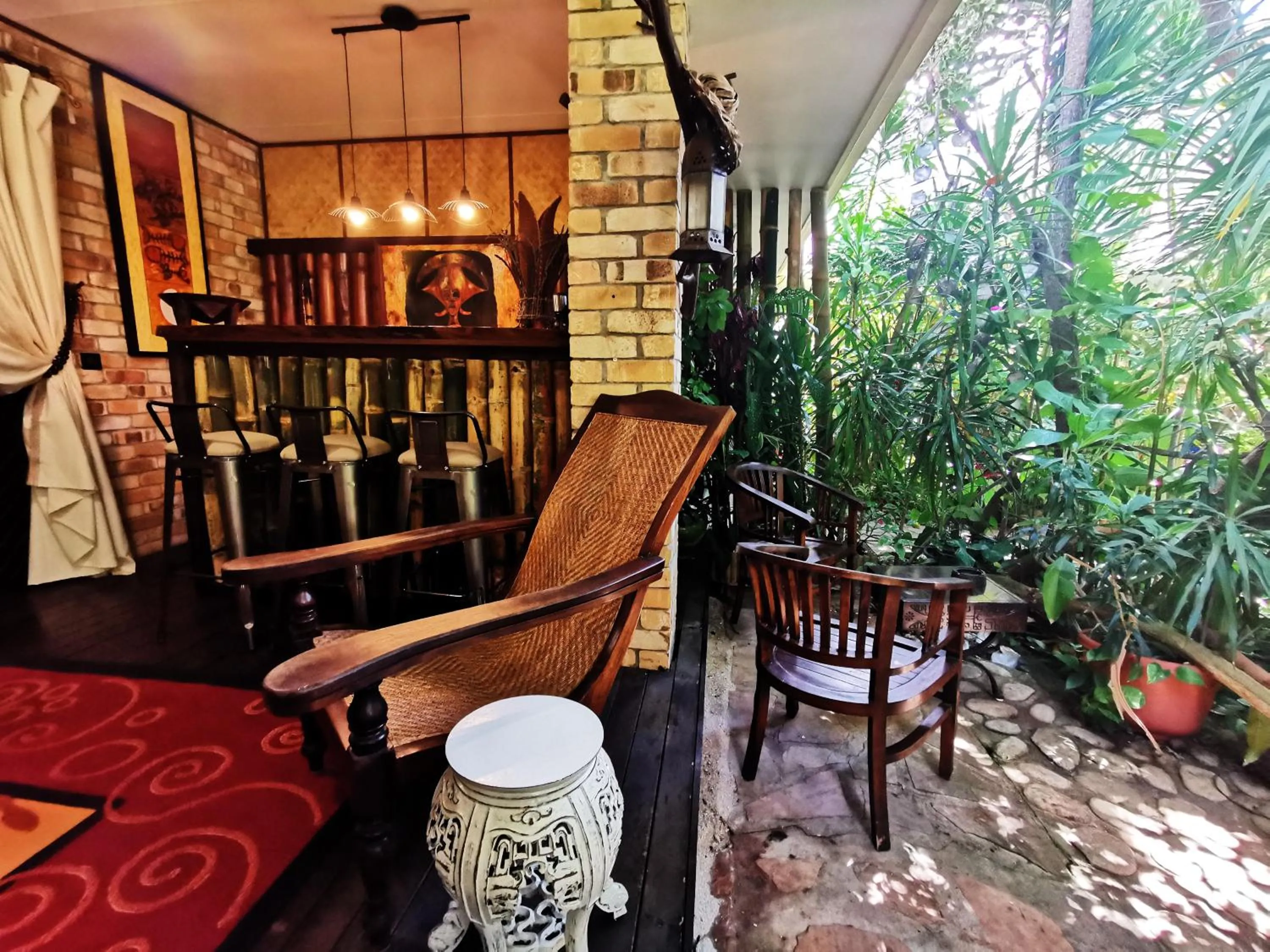 Patio in Hôtel Fenua Mata'i'oa