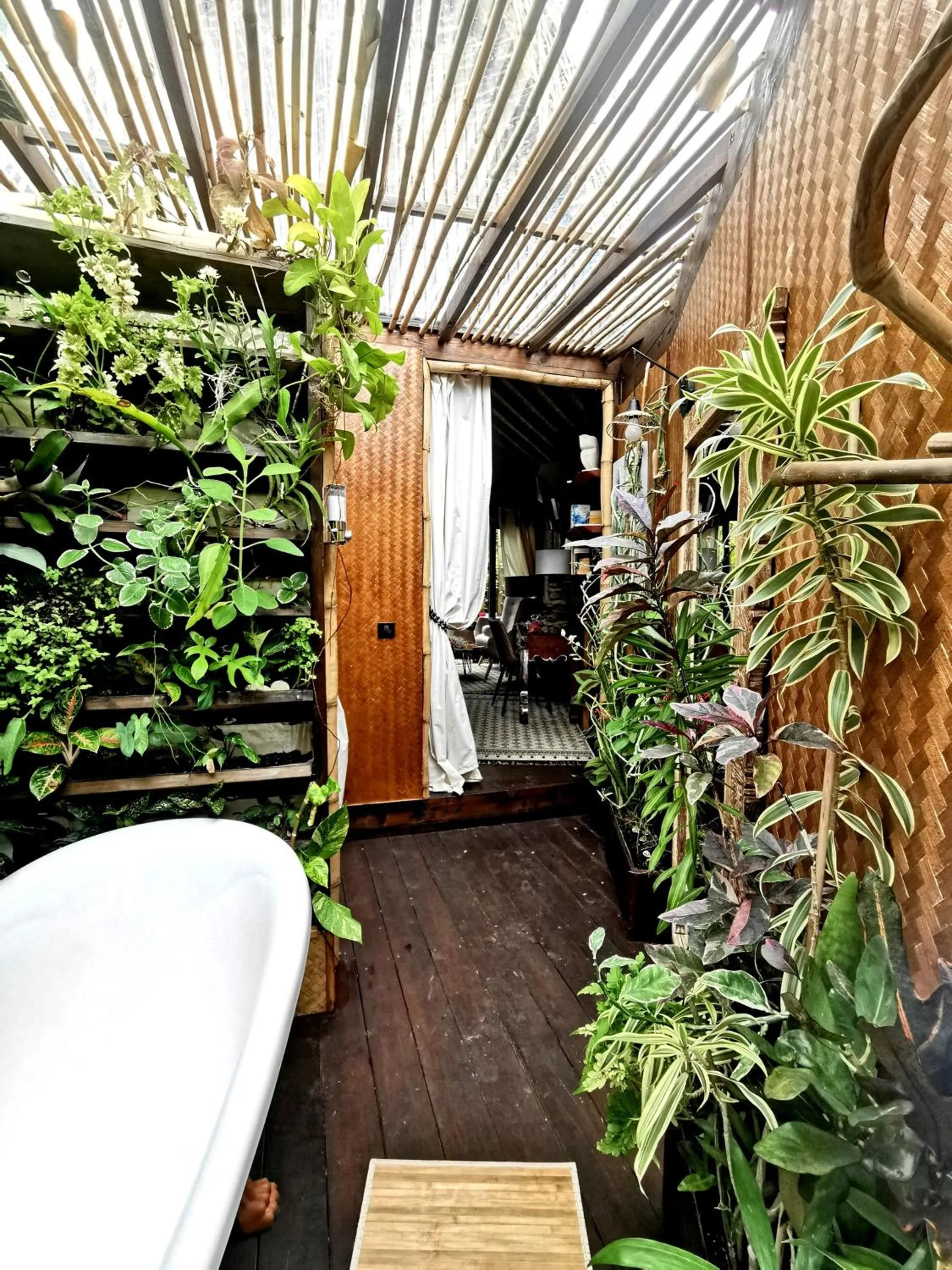 Bathroom in Hôtel Fenua Mata'i'oa
