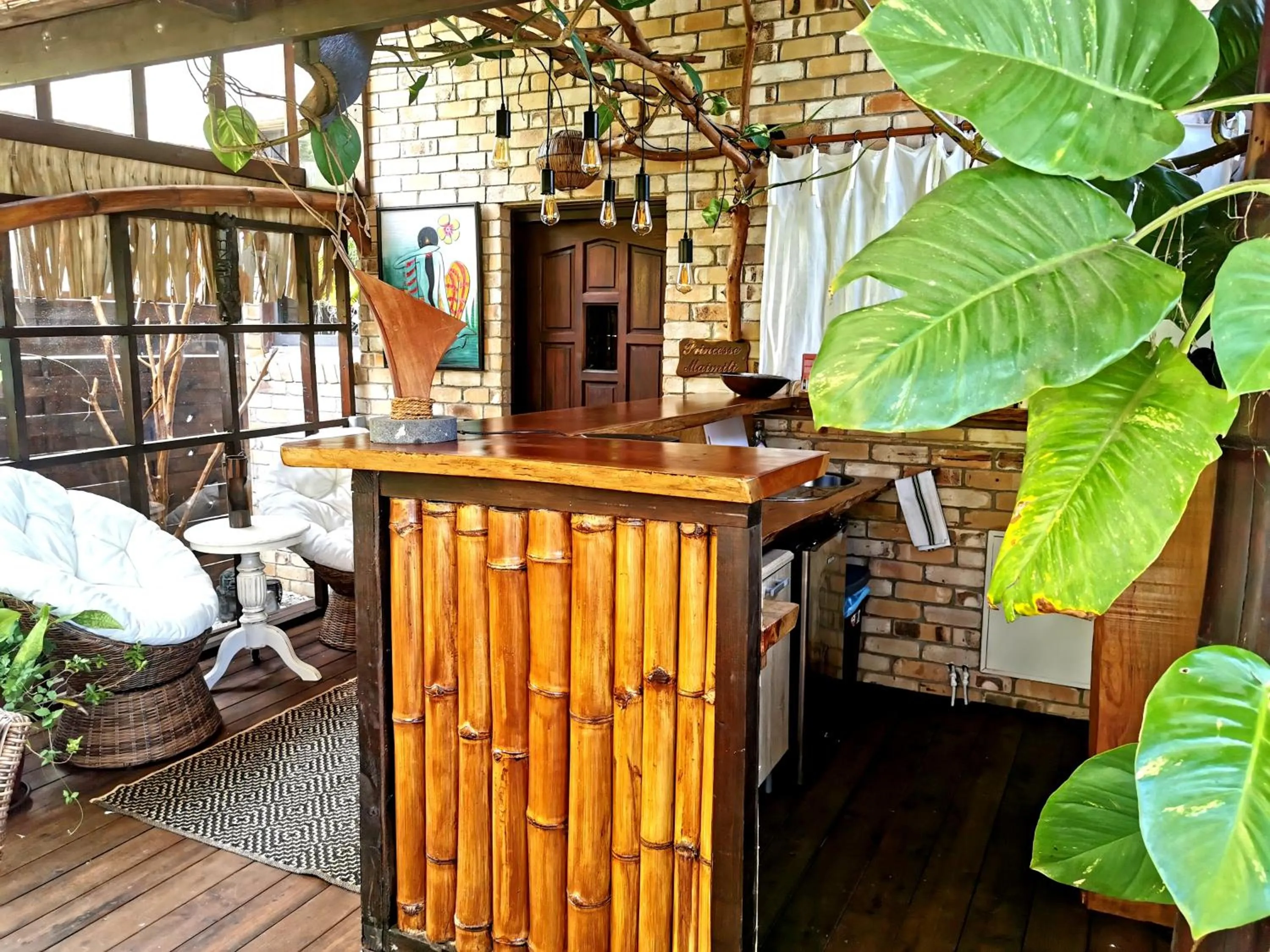 Patio in Hôtel Fenua Mata'i'oa