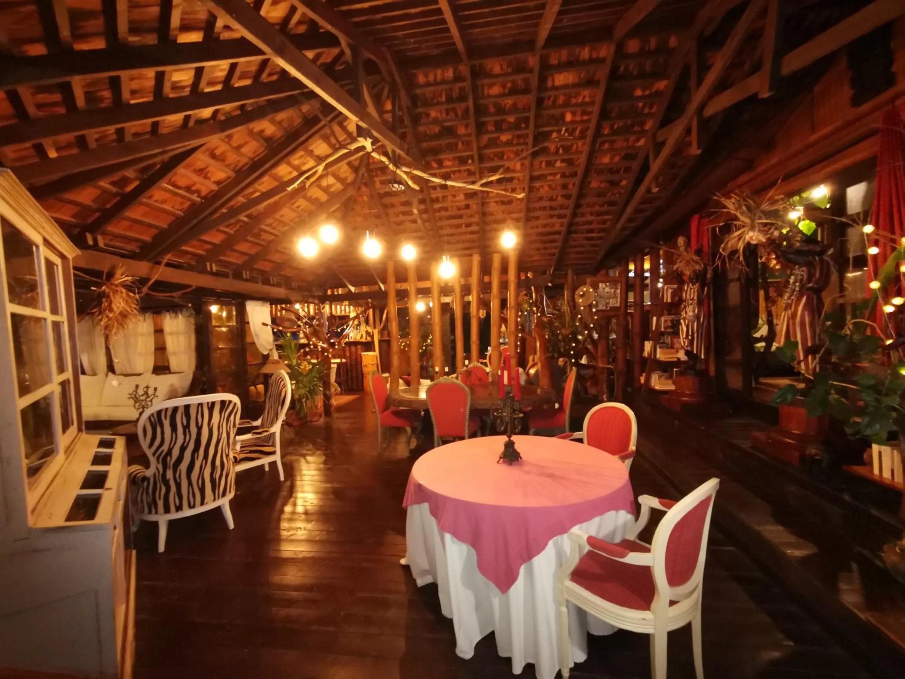 Lounge or bar in Hôtel Fenua Mata'i'oa