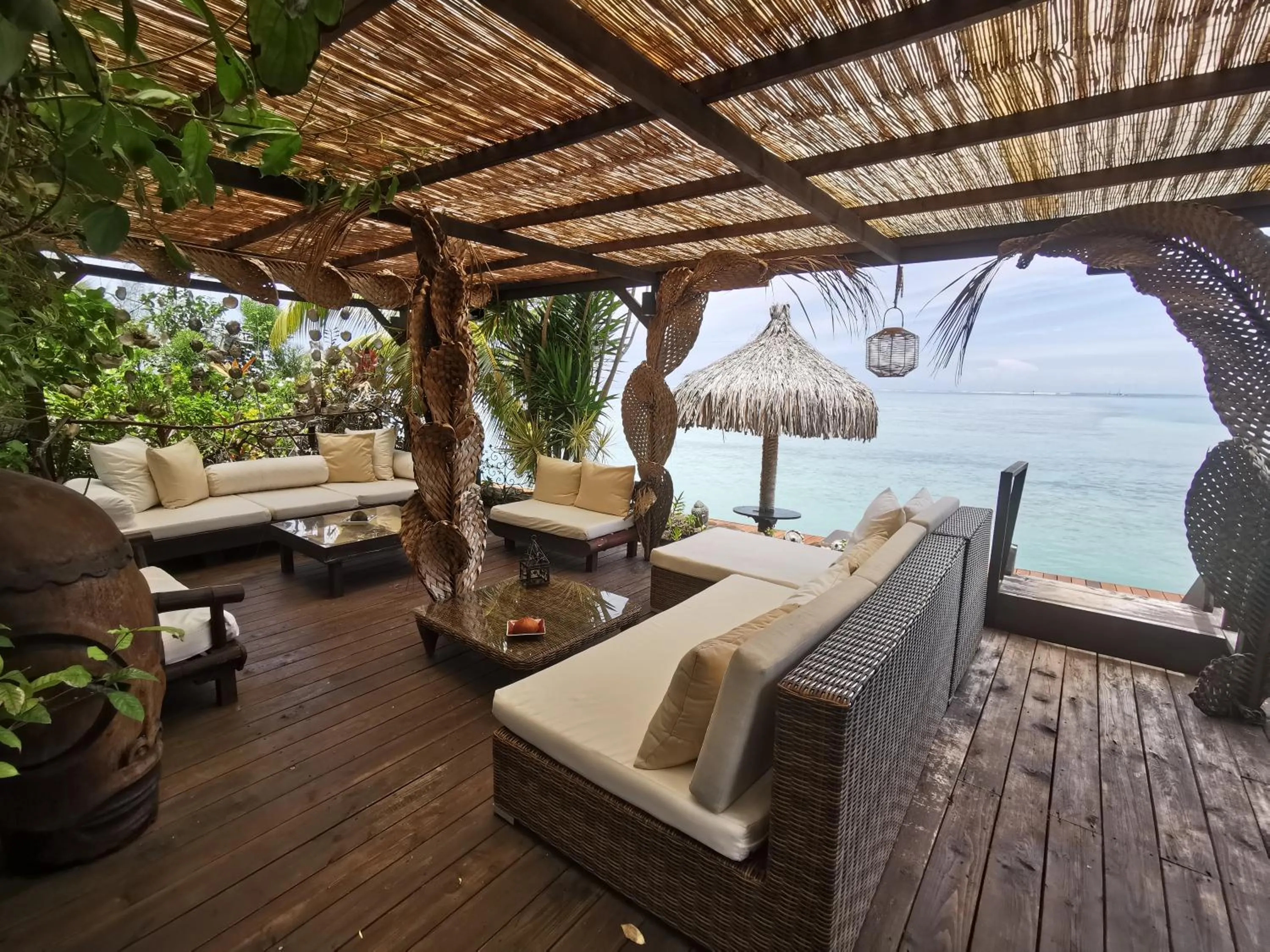 Patio in Hôtel Fenua Mata'i'oa