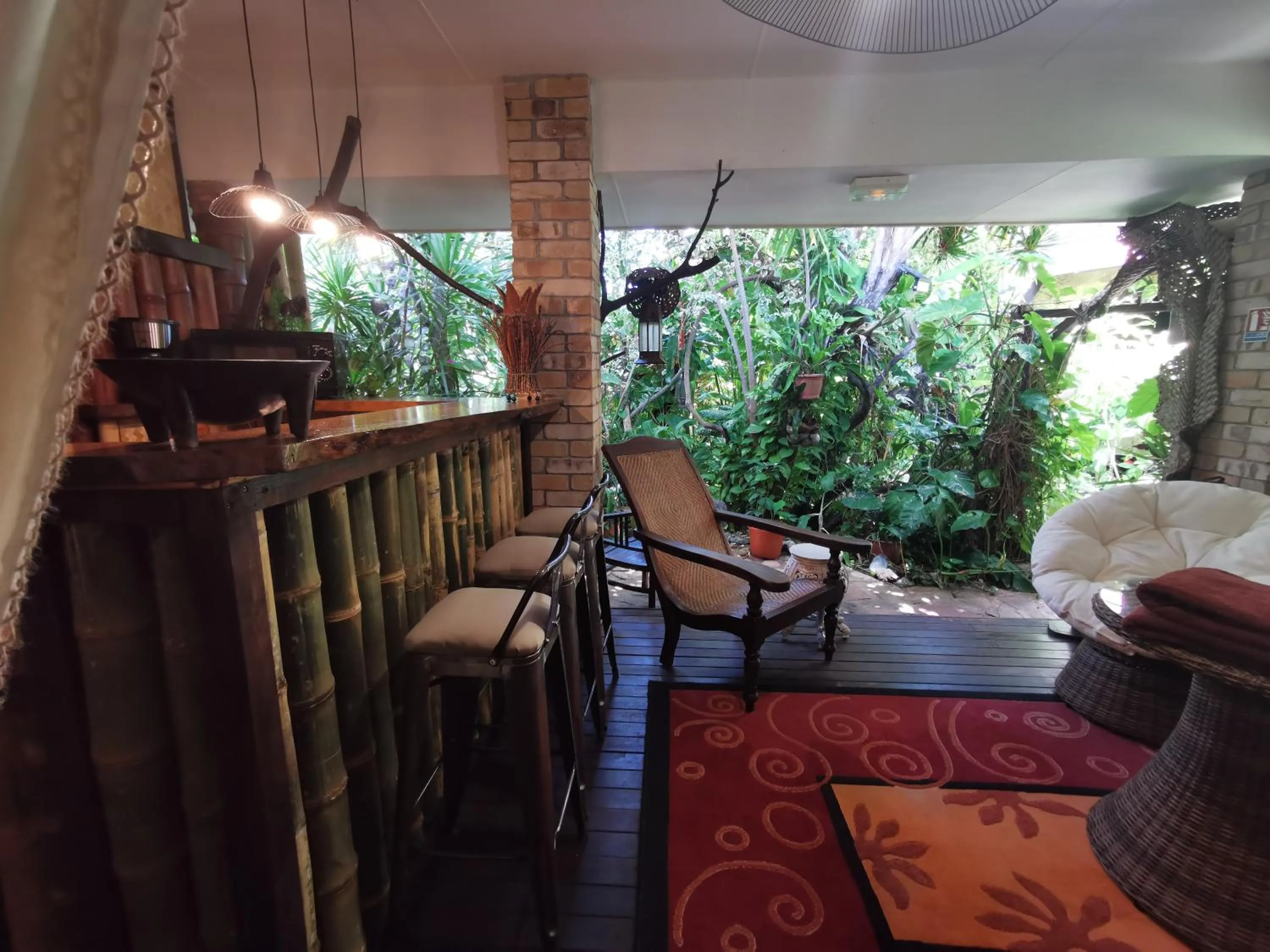 Patio in Hôtel Fenua Mata'i'oa