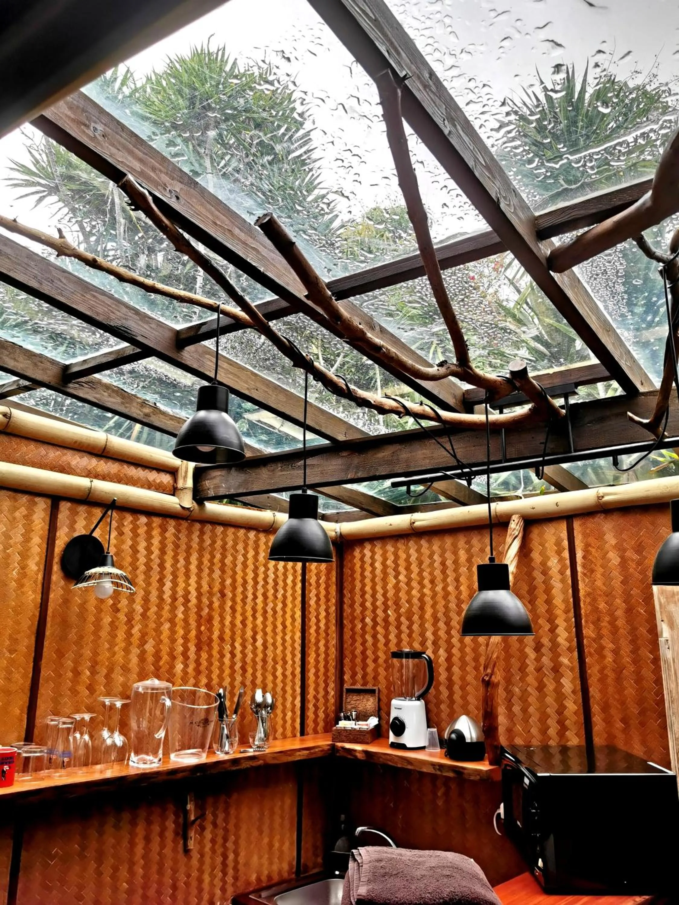 kitchen in Hôtel Fenua Mata'i'oa