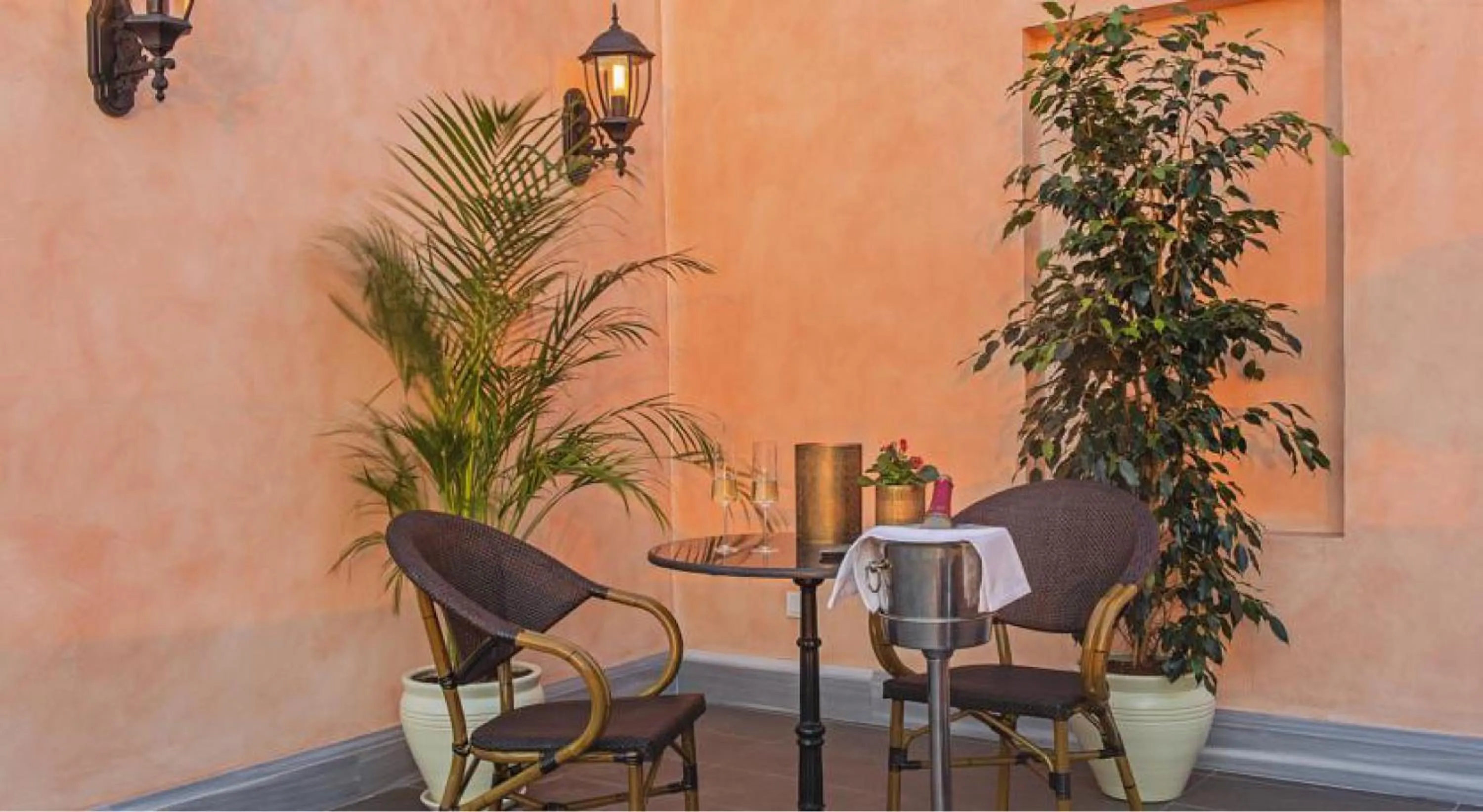 Balcony/Terrace in Meroddi Bağdatlıyan - 1892 Heritage Rooms by Galata Tower