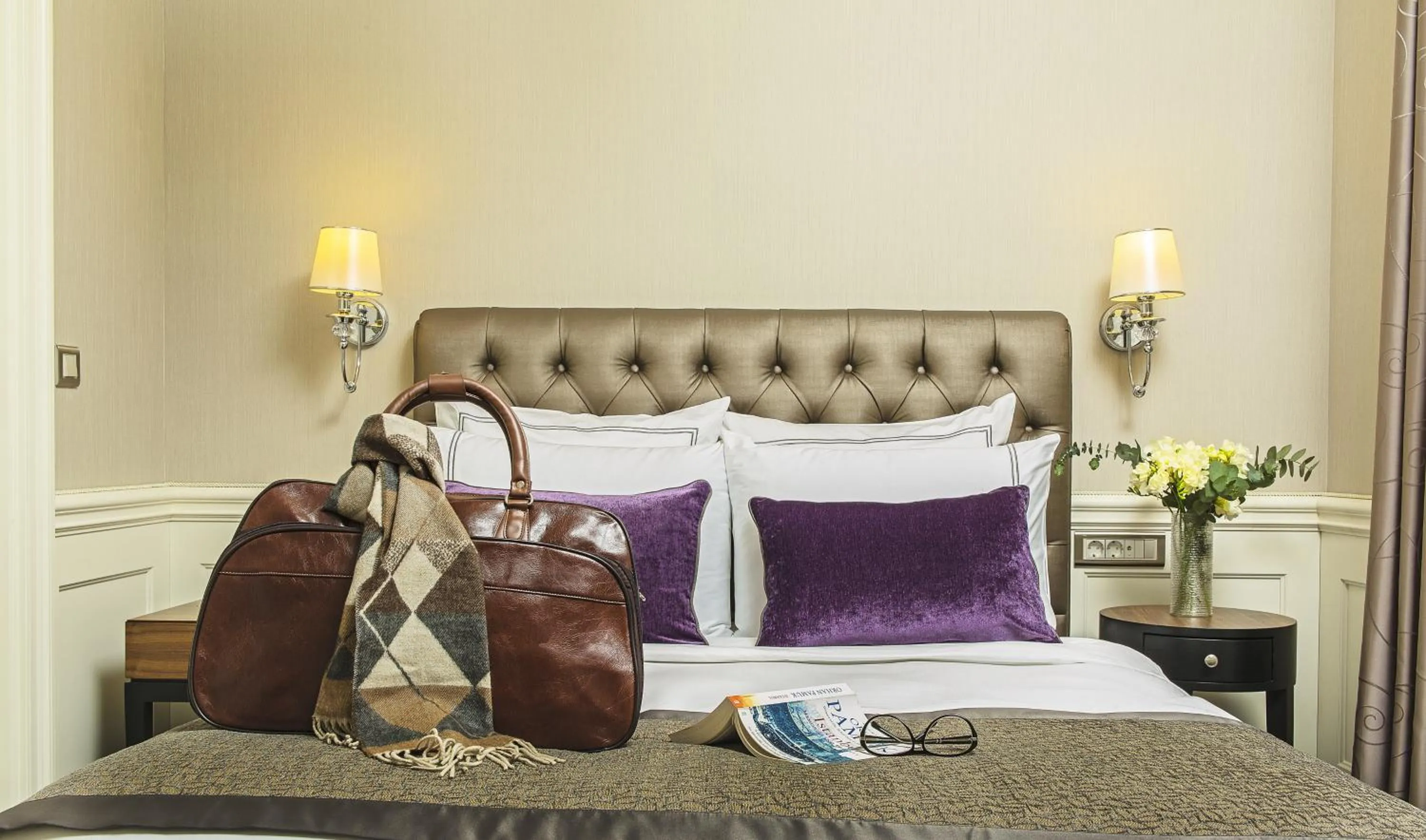 Bedroom, Bed in Meroddi Bağdatlıyan - 1892 Heritage Rooms by Galata Tower