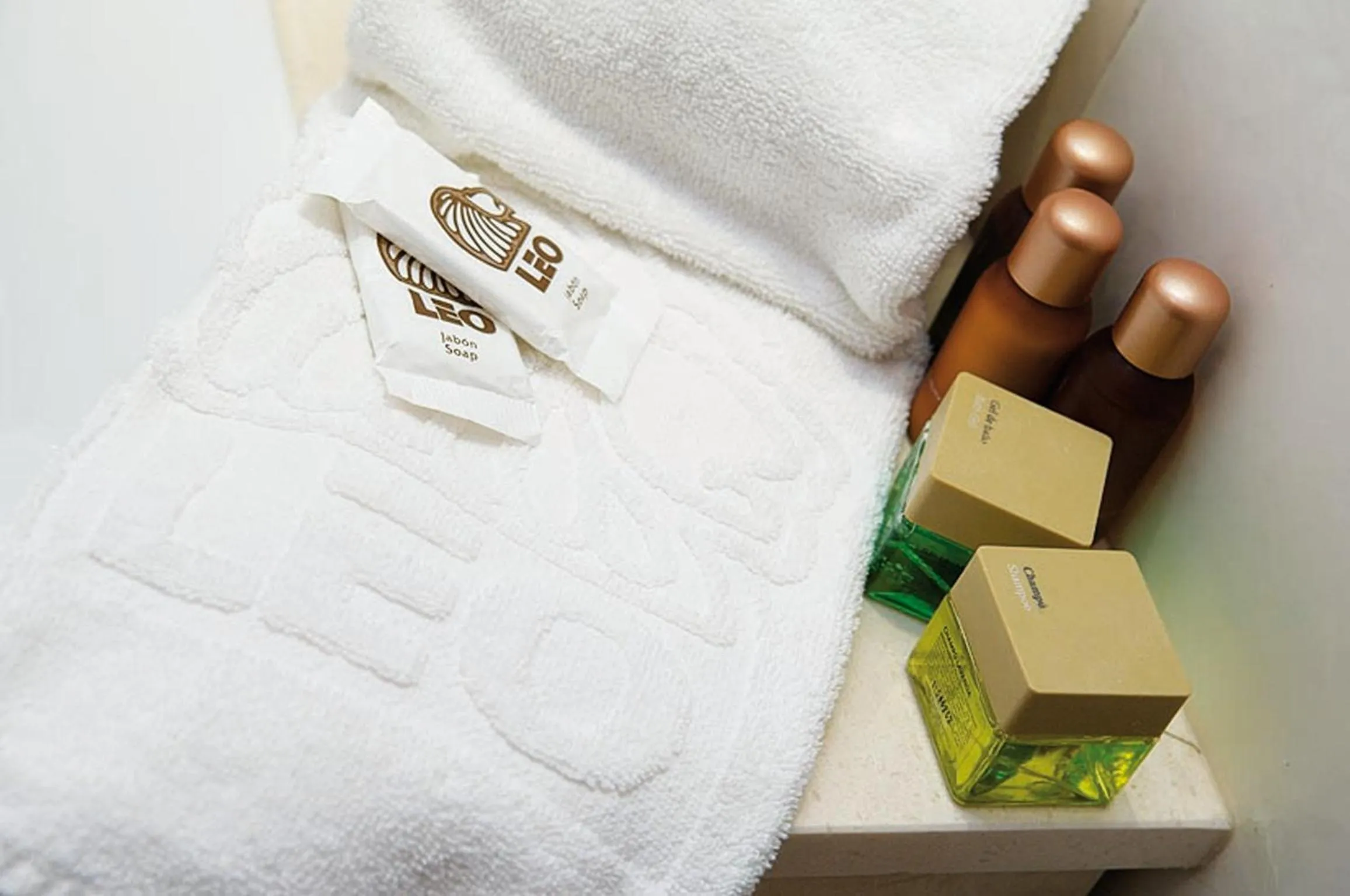 Decorative detail, Bed in Leo Punta Umbría