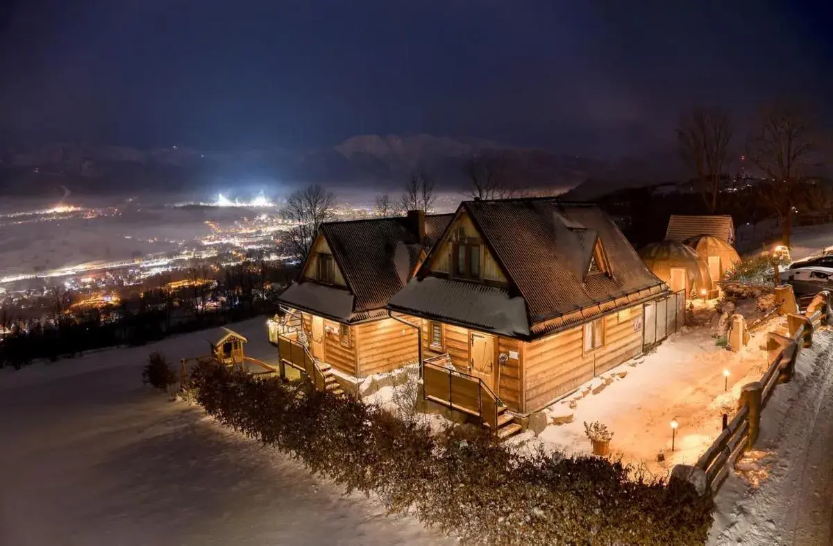 Domki Widokowe Wooden Luxury Chalet with Private Jacuzzi Domki Widokowe Wooden Luxury Chalet with Private Jacuzzi