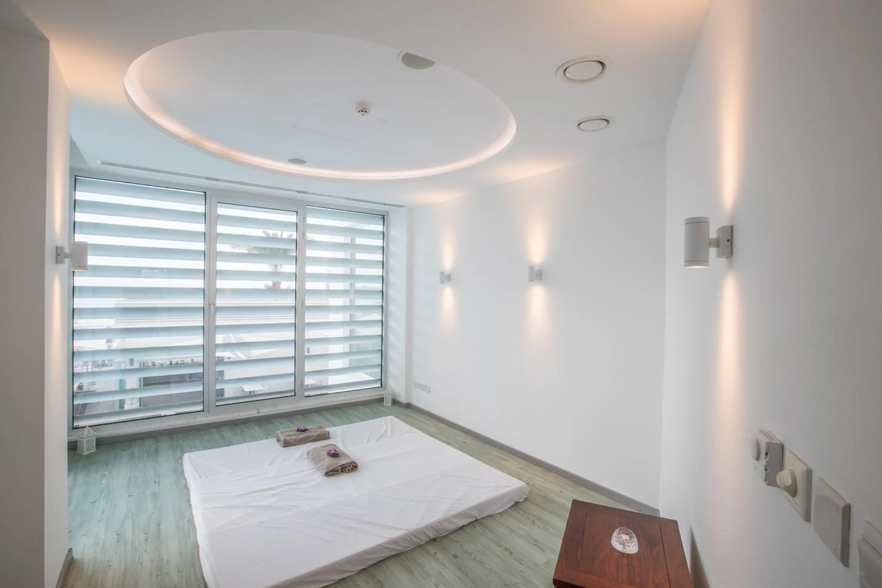 Massage, Bed in Vassos Nissi Plage Hotel & Spa