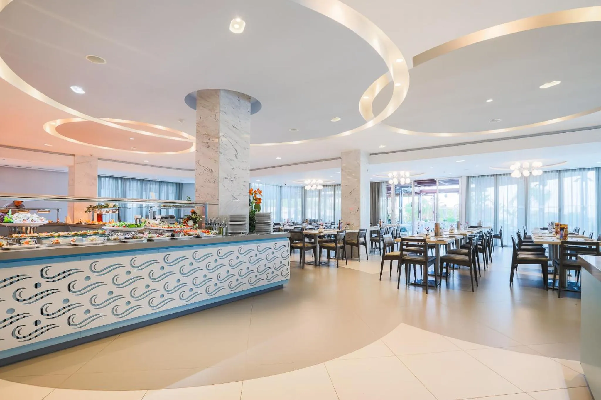 Breakfast in Vassos Nissi Plage Hotel & Spa