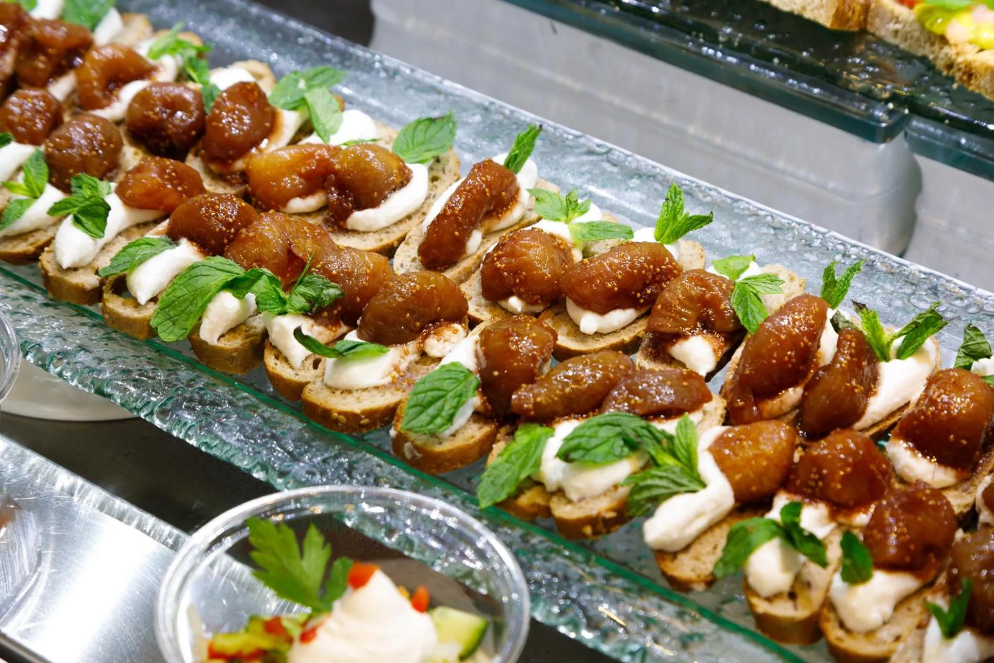 Food and drinks in Vassos Nissi Plage Hotel & Spa