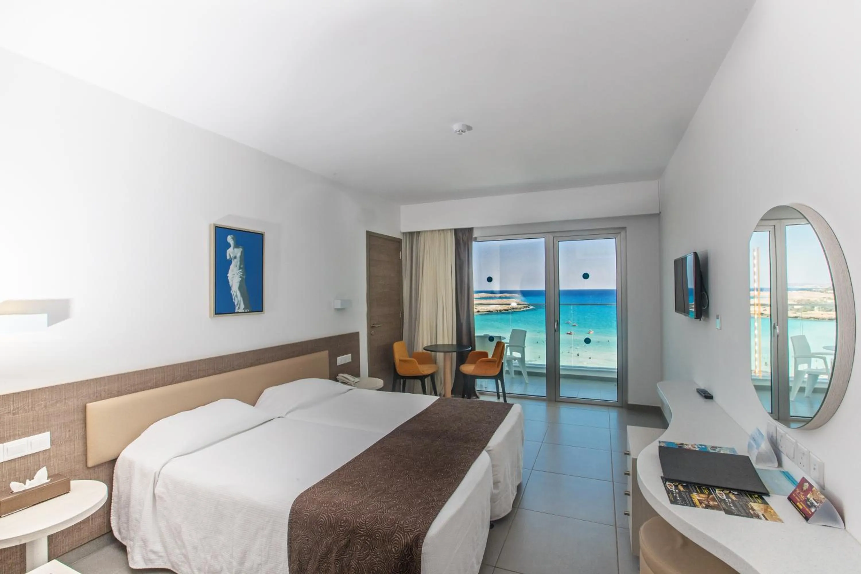 Bedroom, Bed in Vassos Nissi Plage Hotel & Spa