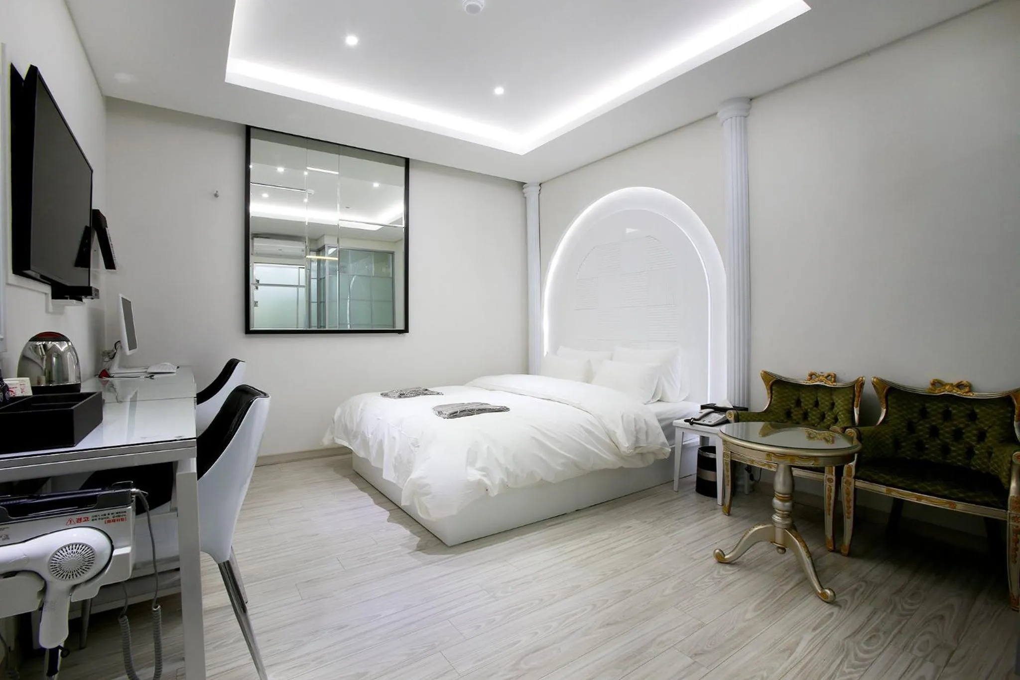 Bedroom, Bed in W Hotel