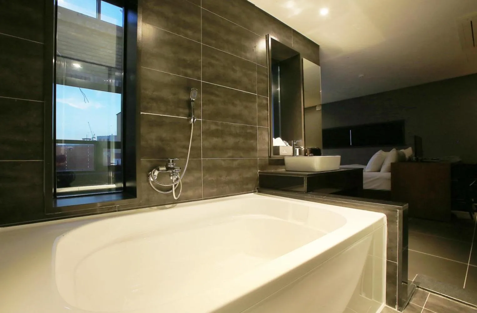 Zenith Hotel Bupyeong