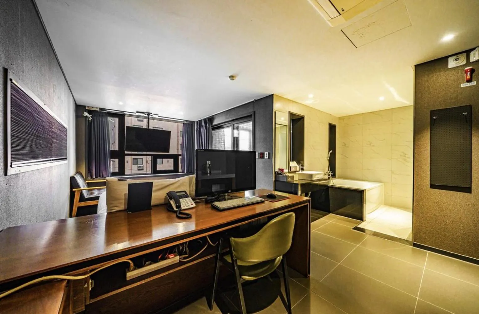 Zenith Hotel Bupyeong