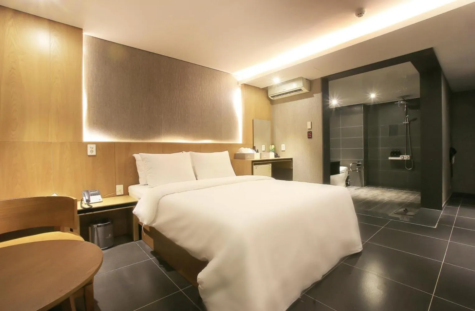 Bed in Zenith Hotel Bupyeong