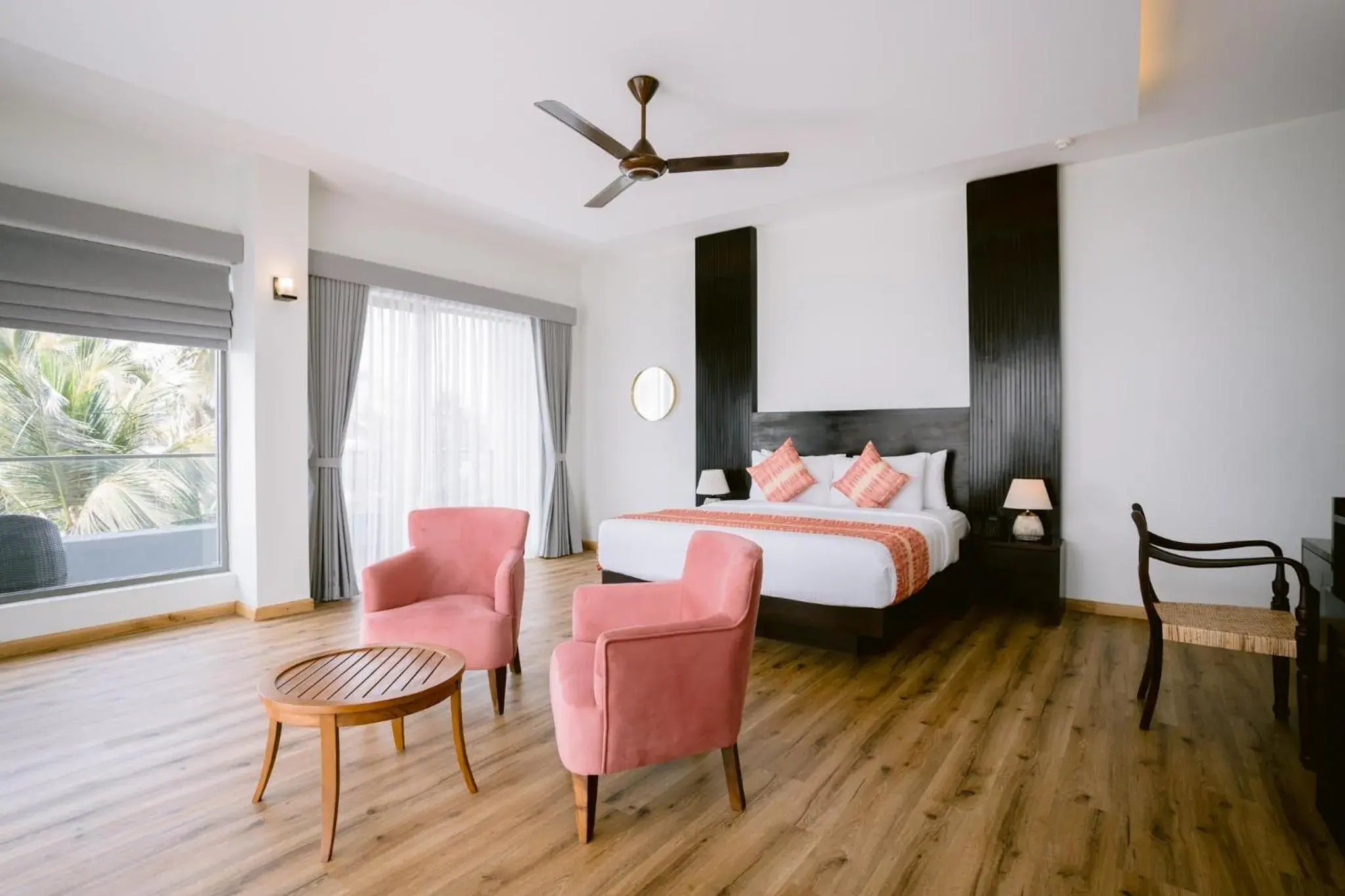 Deluxe King Room in Sandy Bliss Mirissa Deluxe King Room in Sandy Bliss Mirissa