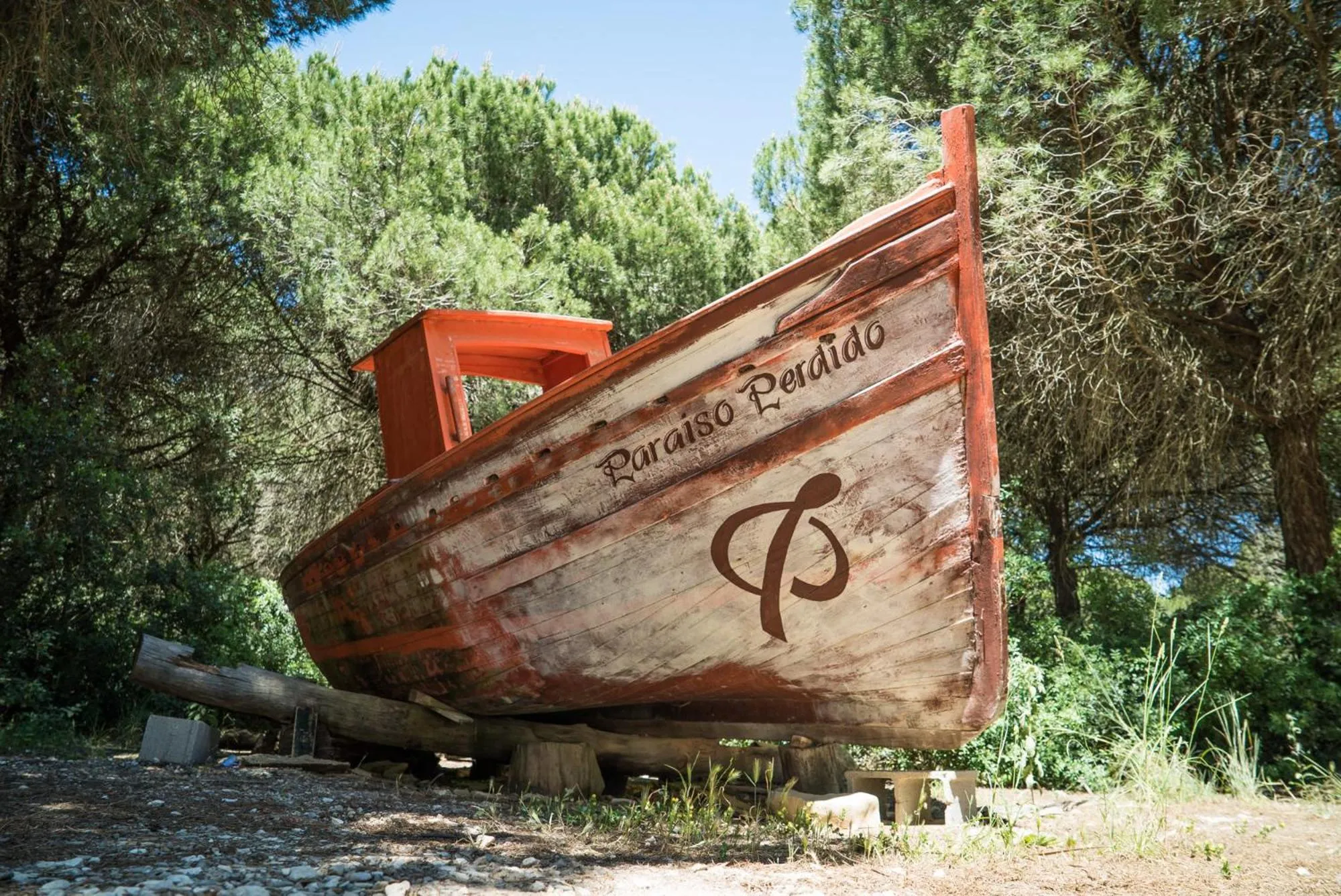 Property logo or sign in Paraiso Perdido