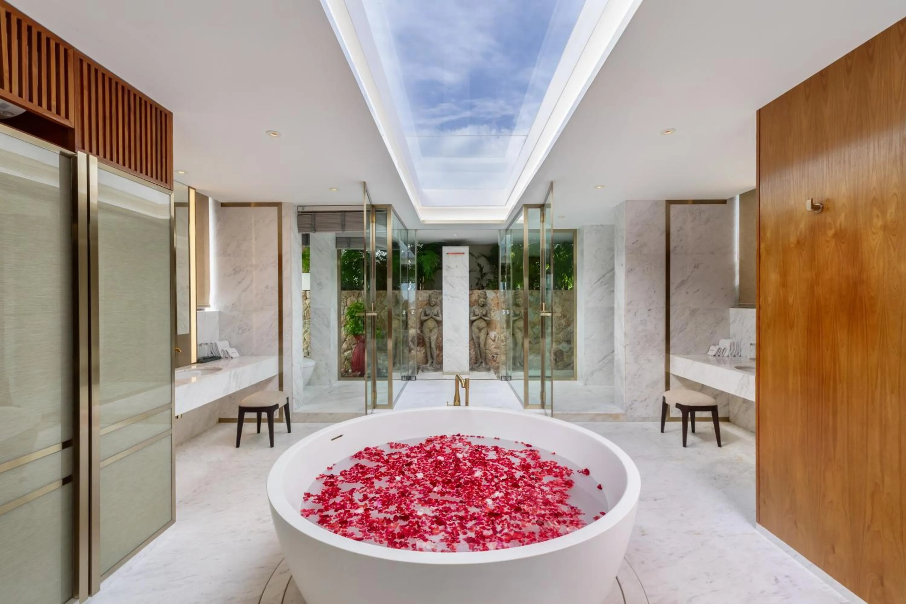 Bathroom in Villa Sangkachai