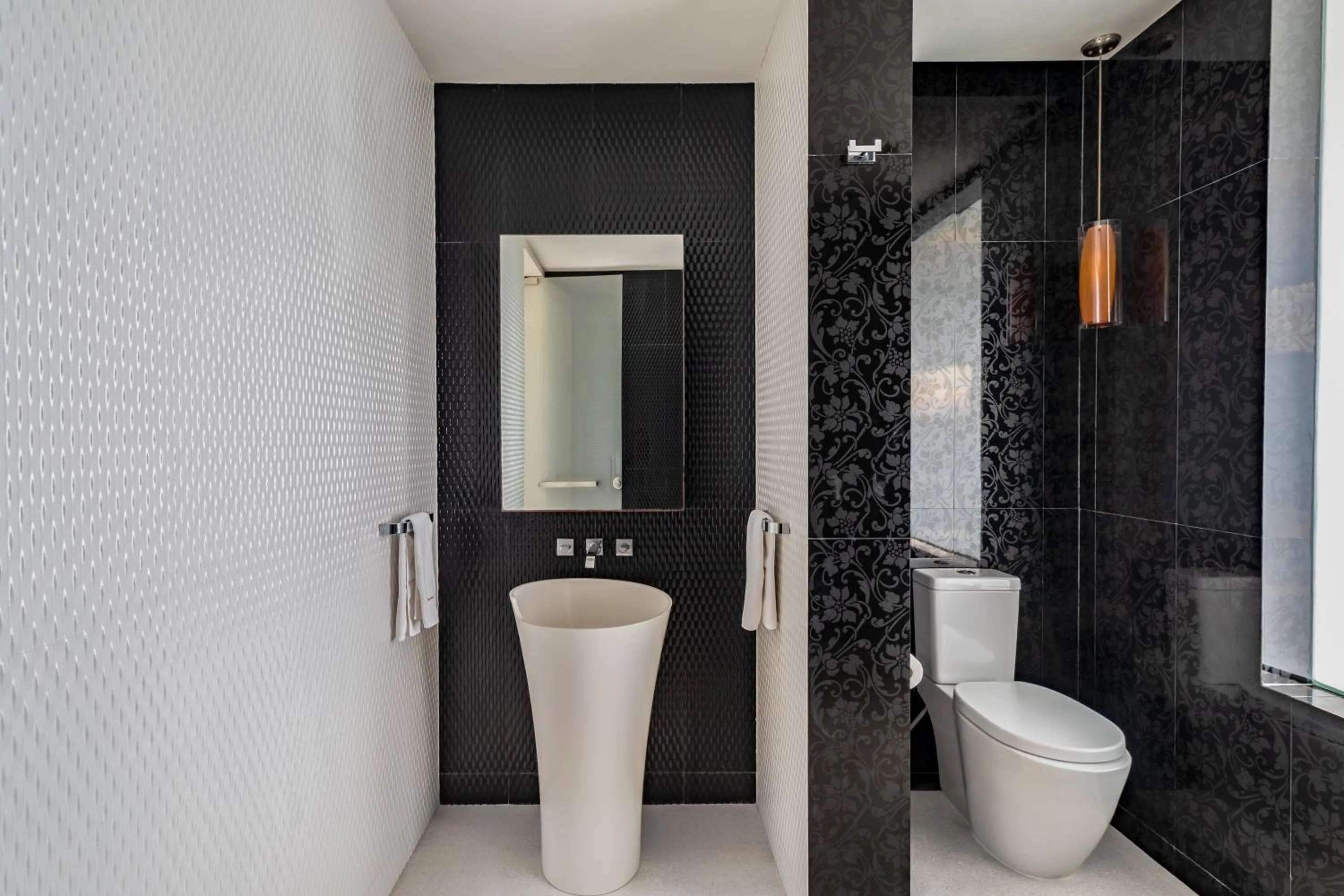 Toilet in Villa Sangkachai