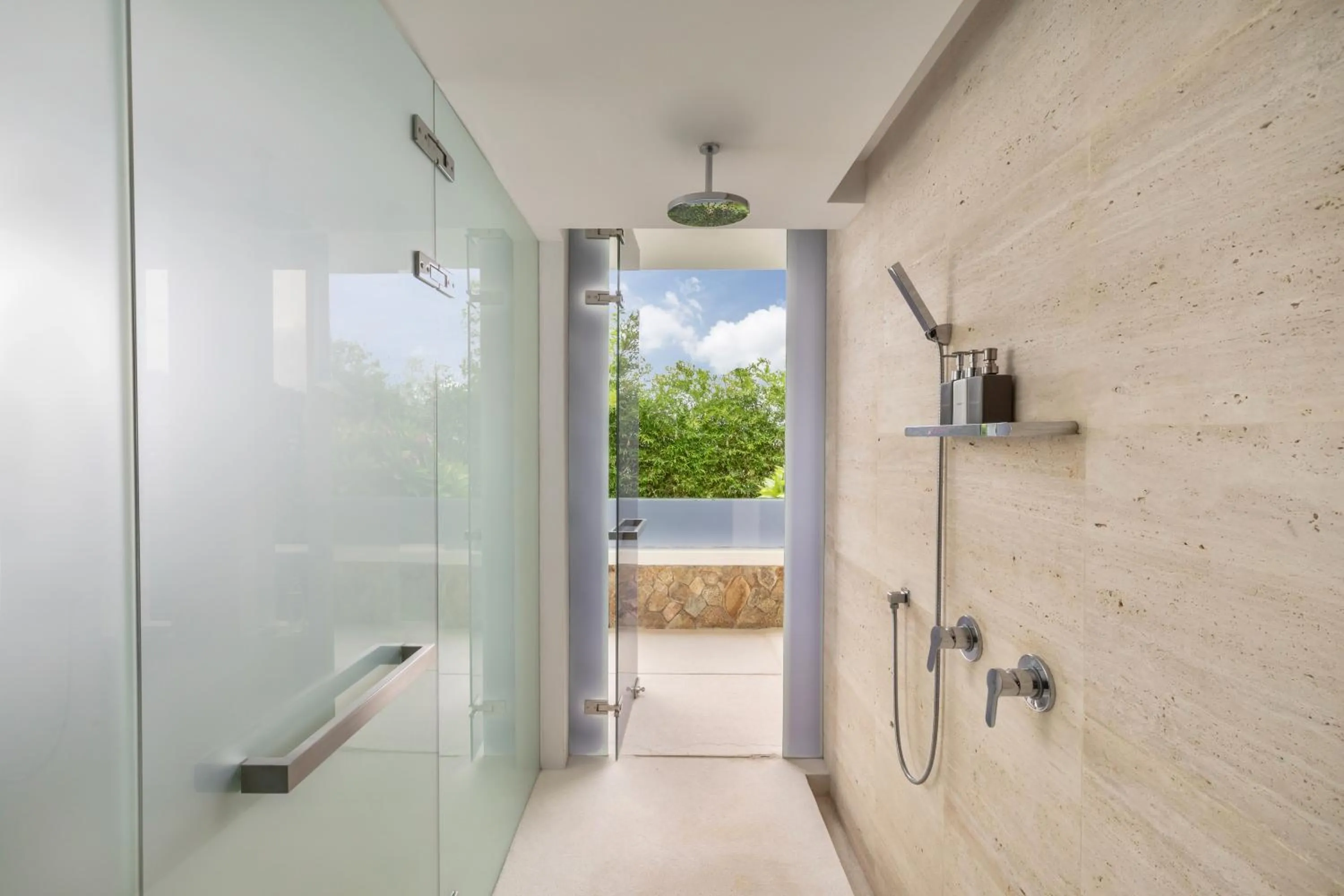 Shower in Villa Sangkachai