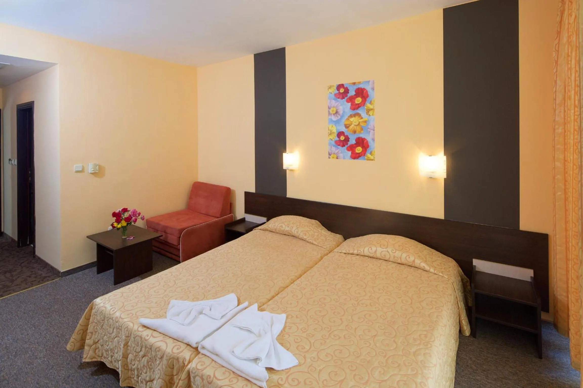 Bed in Yavor Palace Hotel - All Inclusive