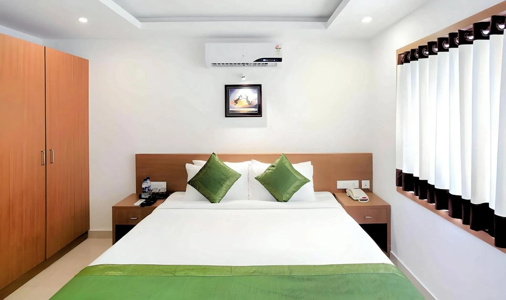 Bed in Seaflare Beach Resort & Spa