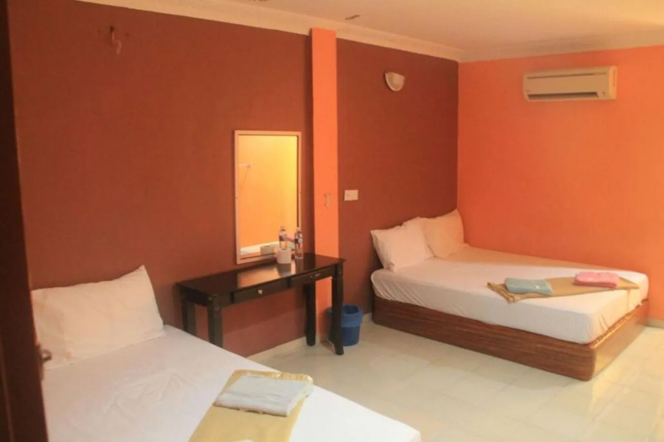 Photo of the whole room, Bed in SV Andalas Hotel