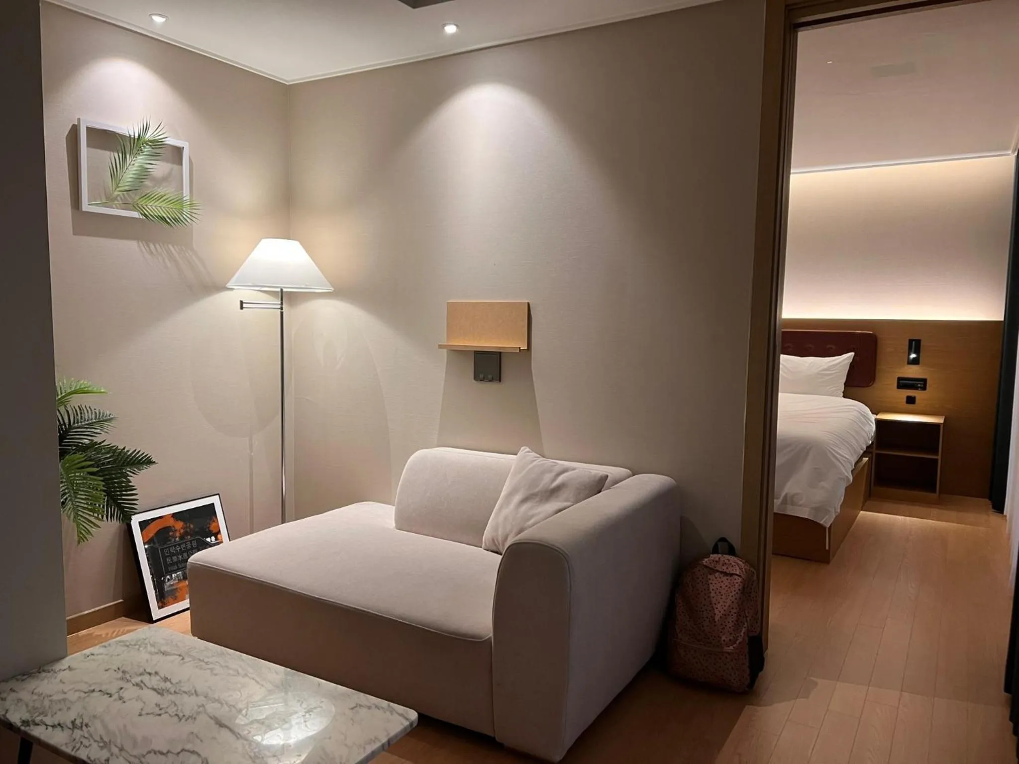 Living room, Bed in Haeundae Lamer Stay