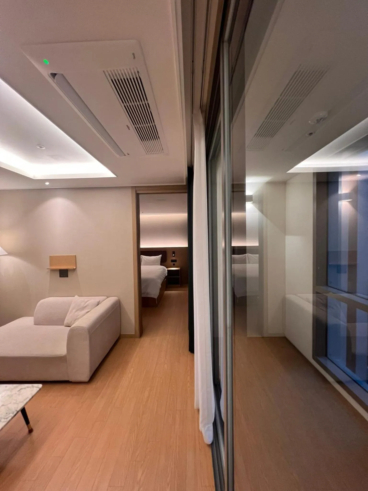 Living room, Bed in Haeundae Lamer Stay