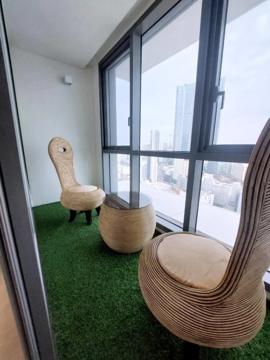 Balcony/Terrace in Haeundae Lamer Stay