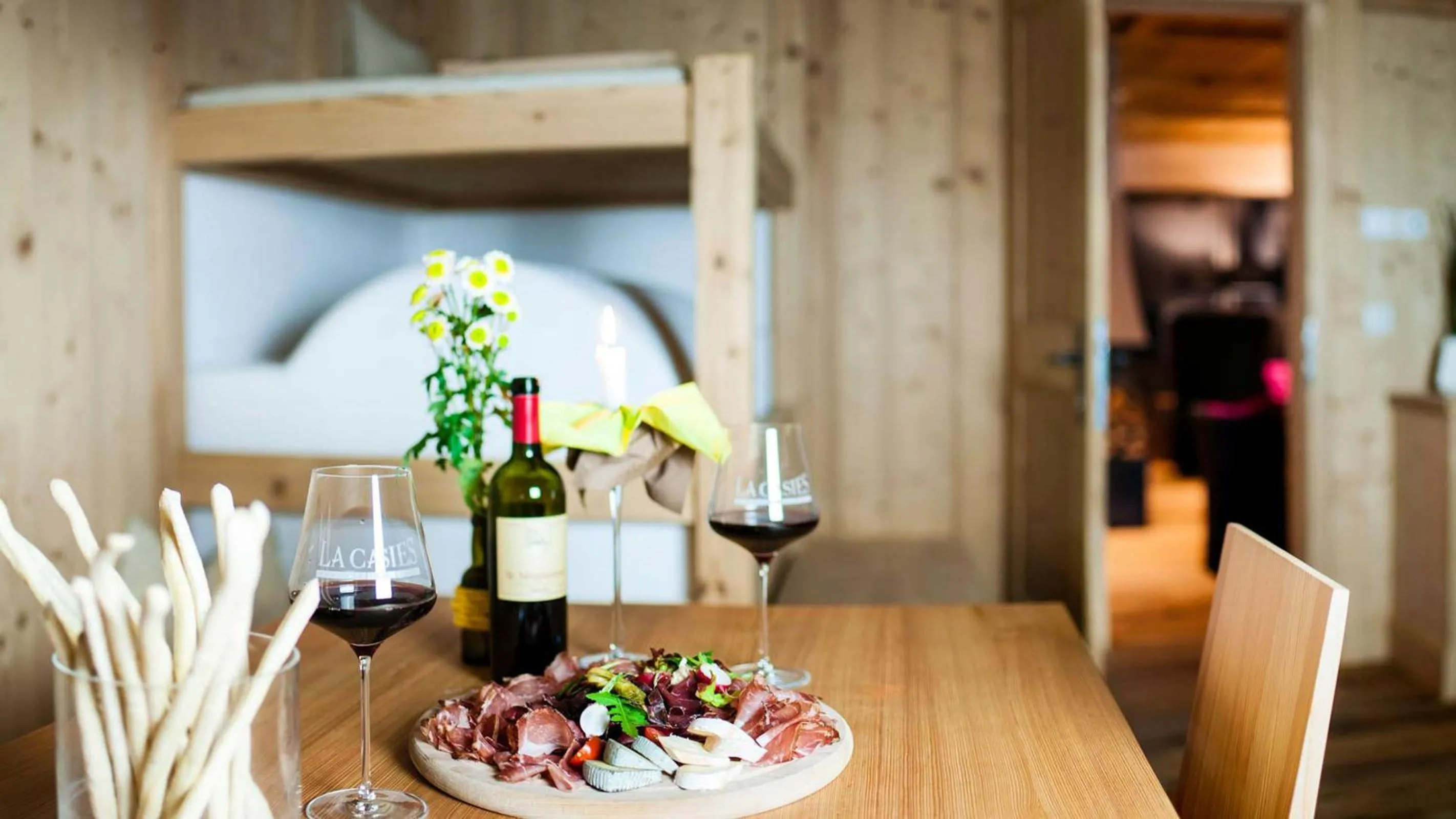 Restaurant/places to eat in La Casies Mountain Hotel