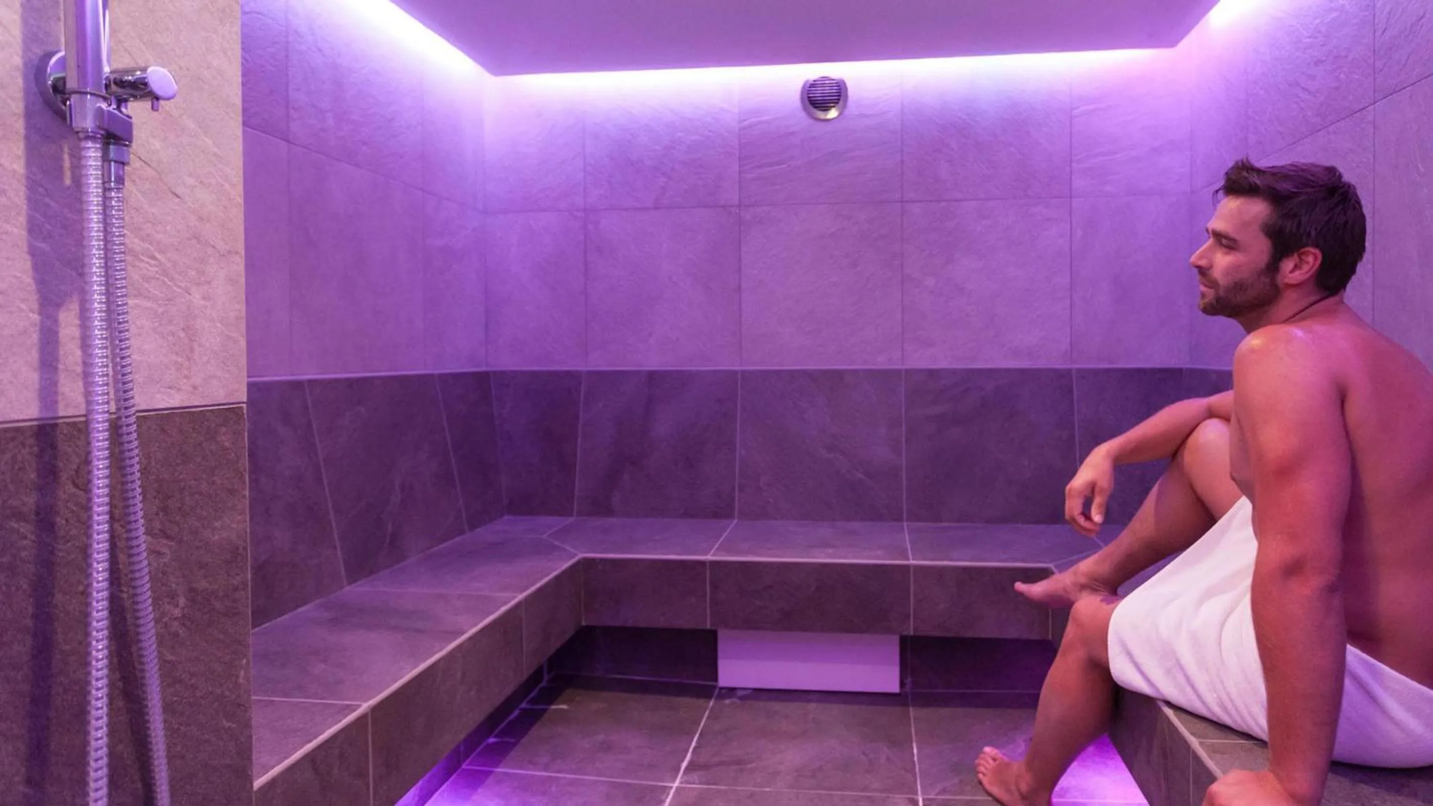 Steam room in La Casies Mountain Hotel