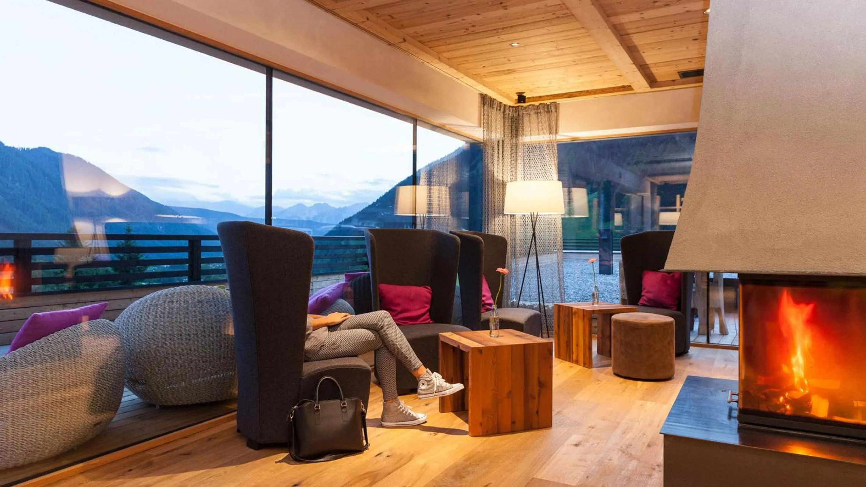 Communal lounge/ TV room in La Casies Mountain Hotel