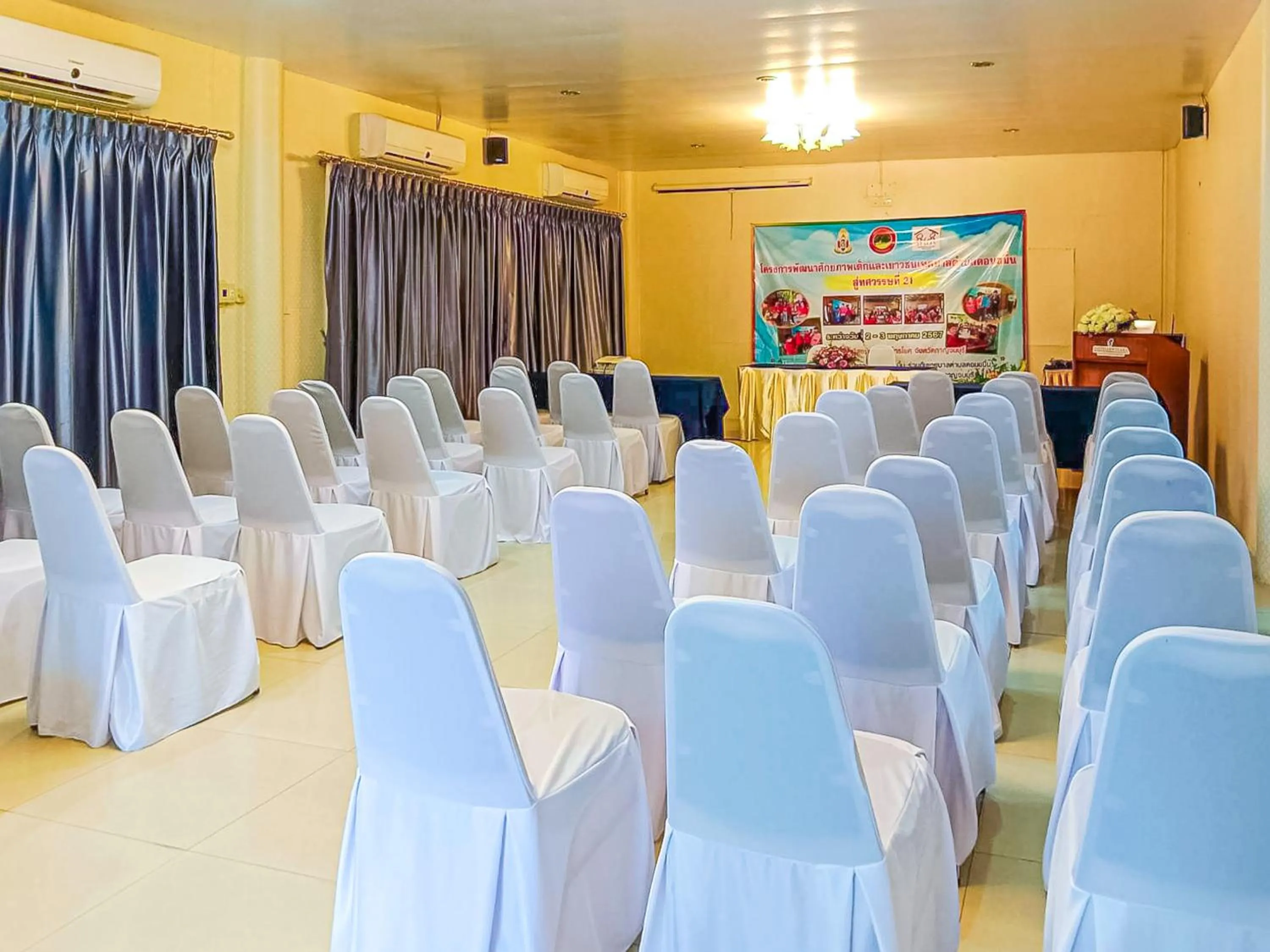 Meeting/conference room in Saitharn Iyara Resort