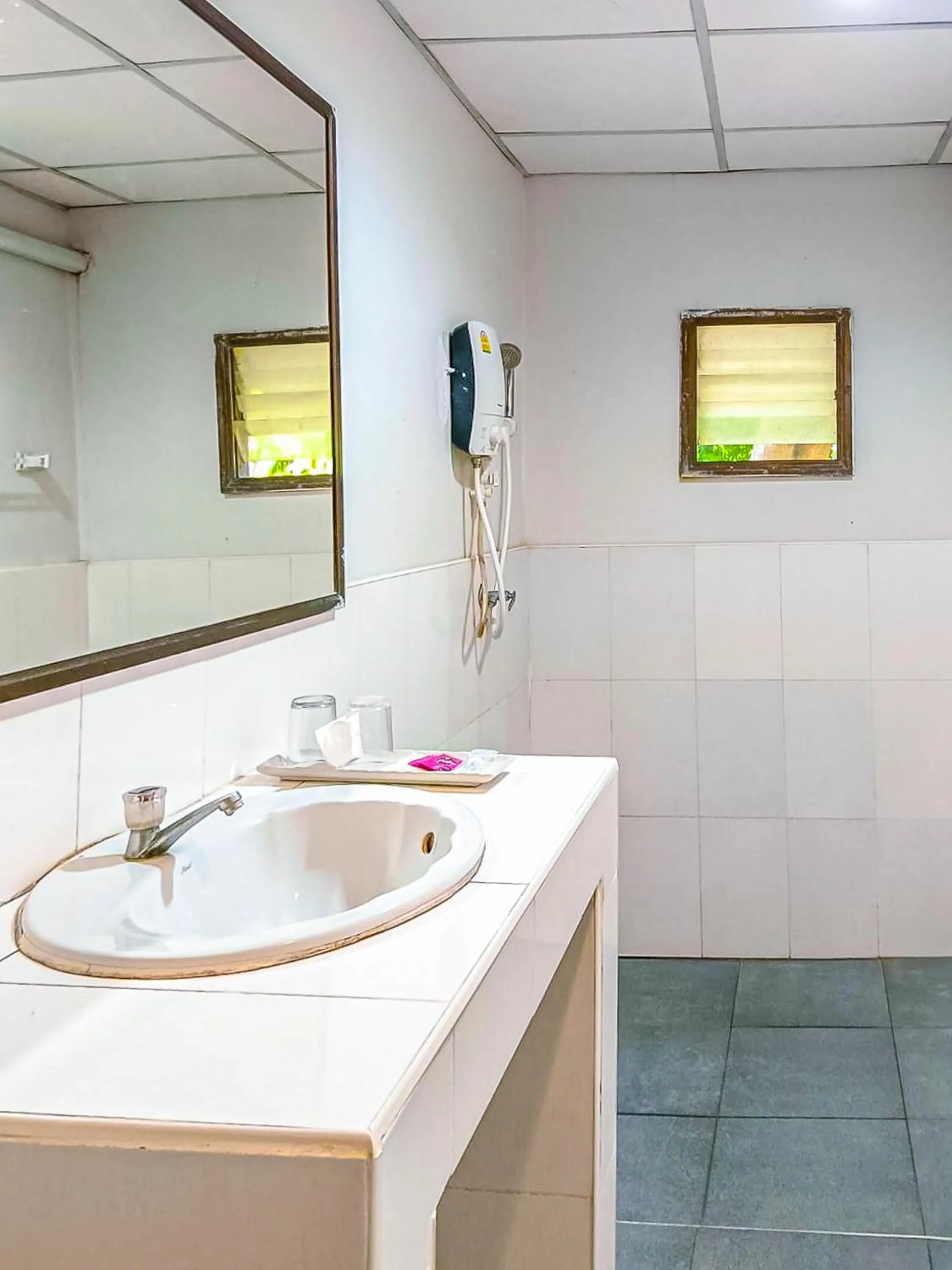 Bathroom in Saitharn Iyara Resort