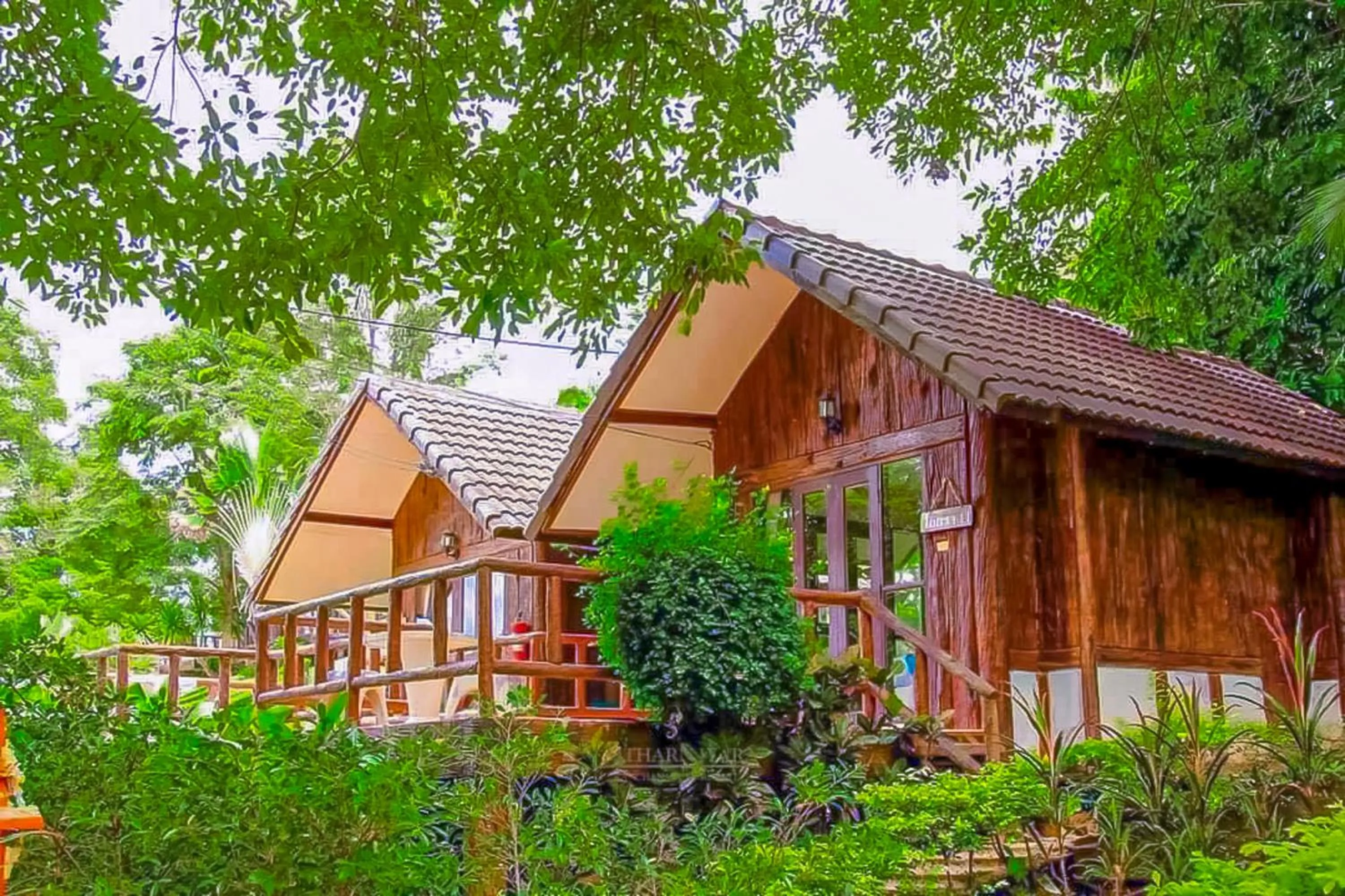 Property building in Saitharn Iyara Resort